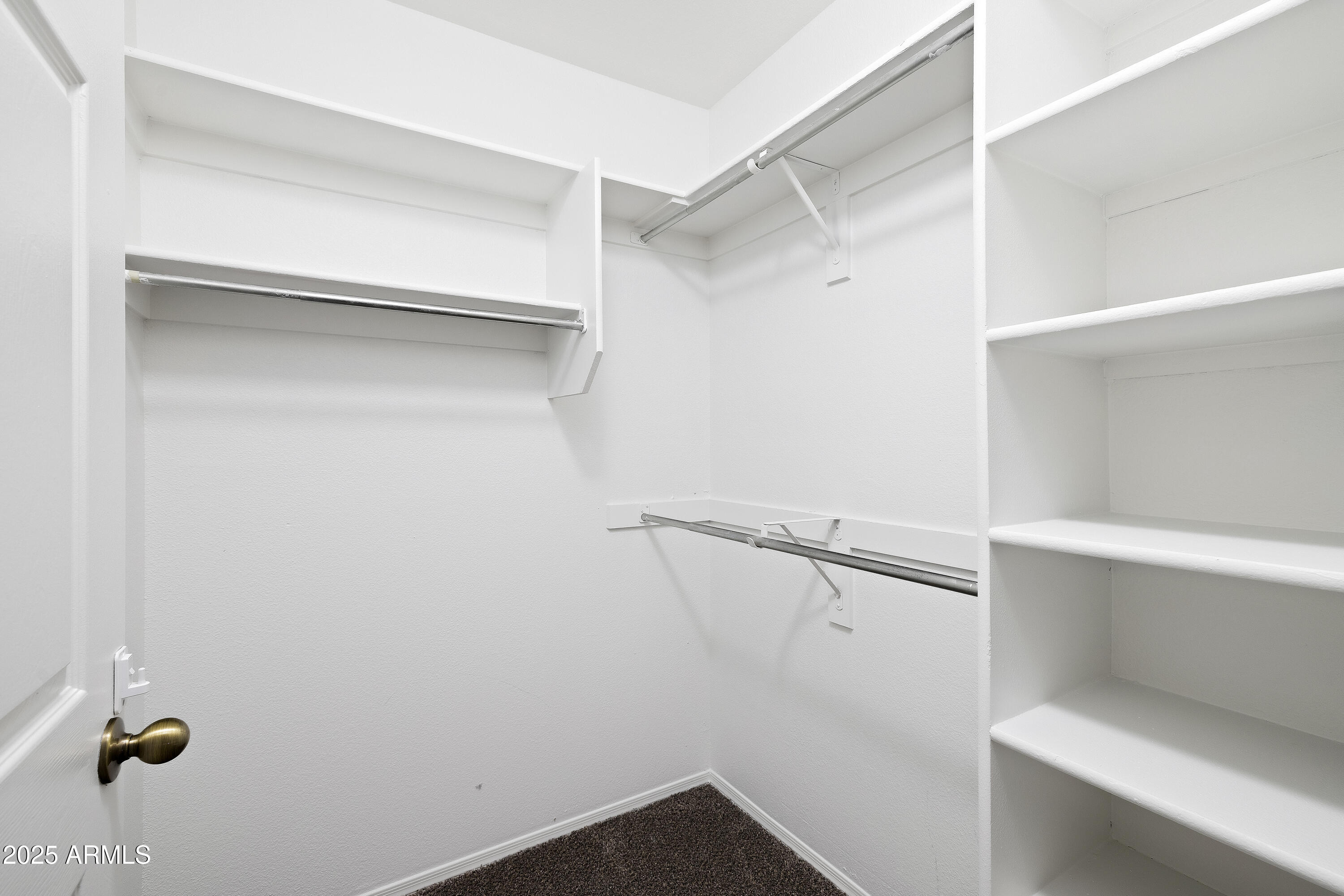 IKON HAYFIELD CONDOMINIUM - Residential