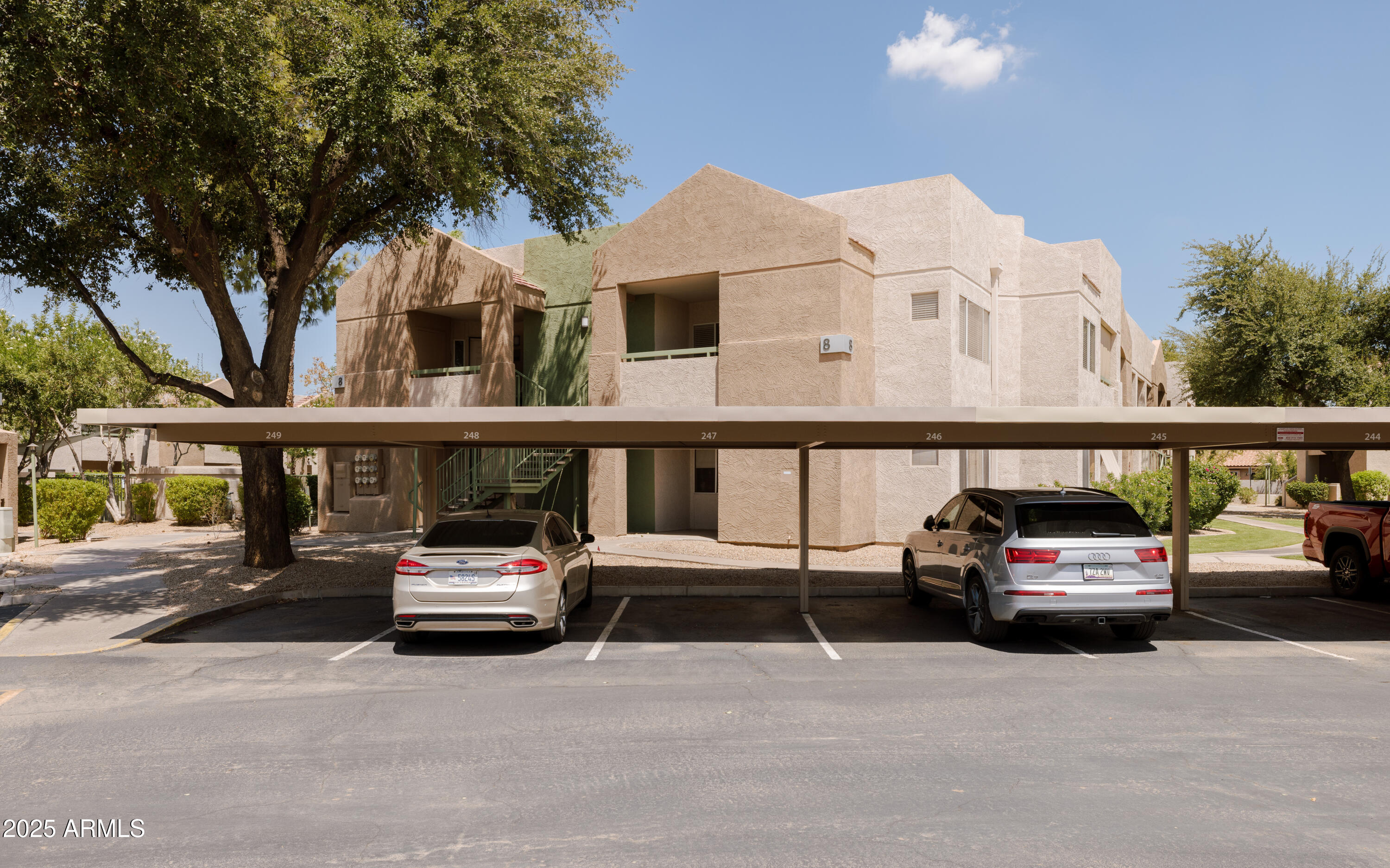 IKON HAYFIELD CONDOMINIUM - Residential