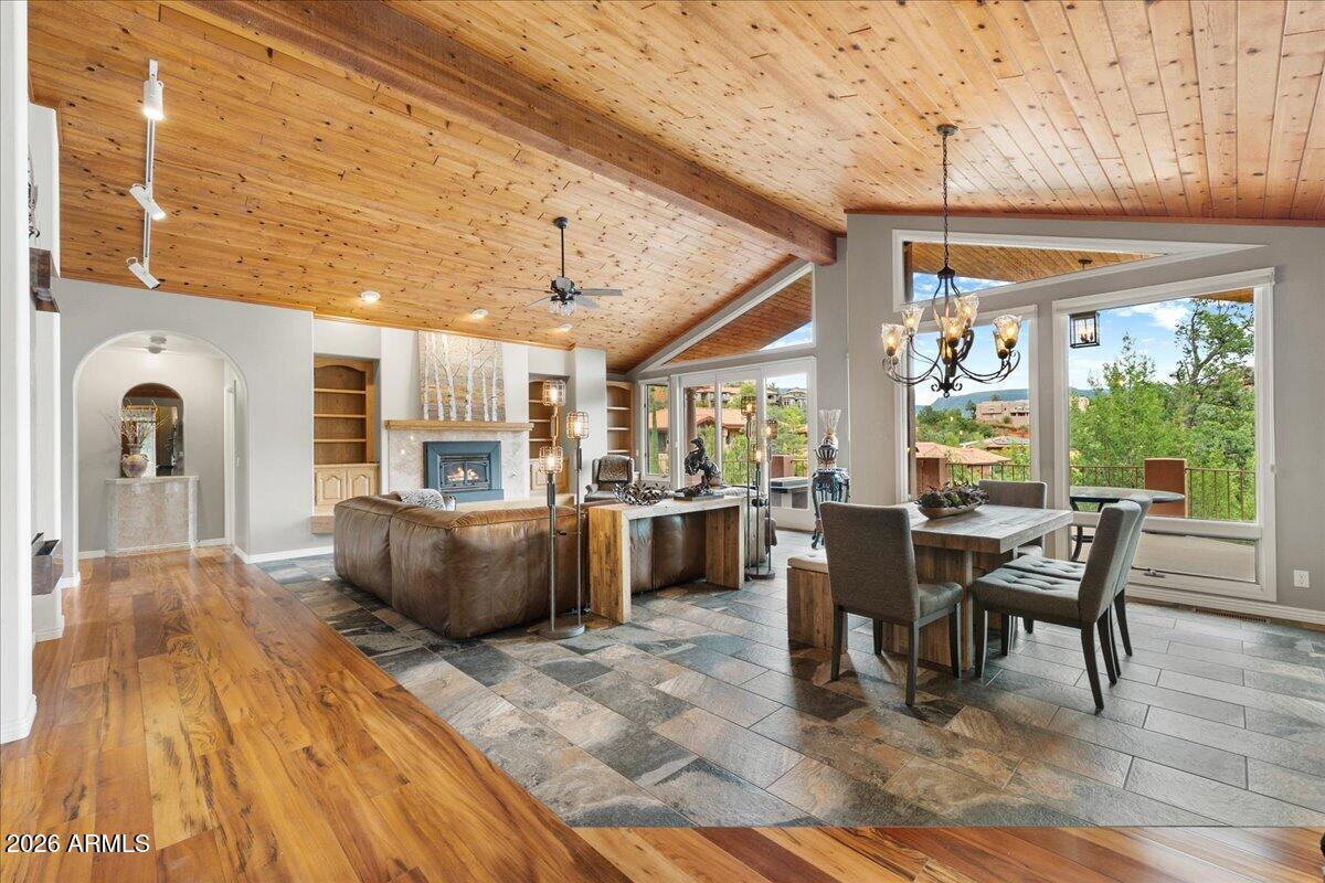 334 Les Springs Drive