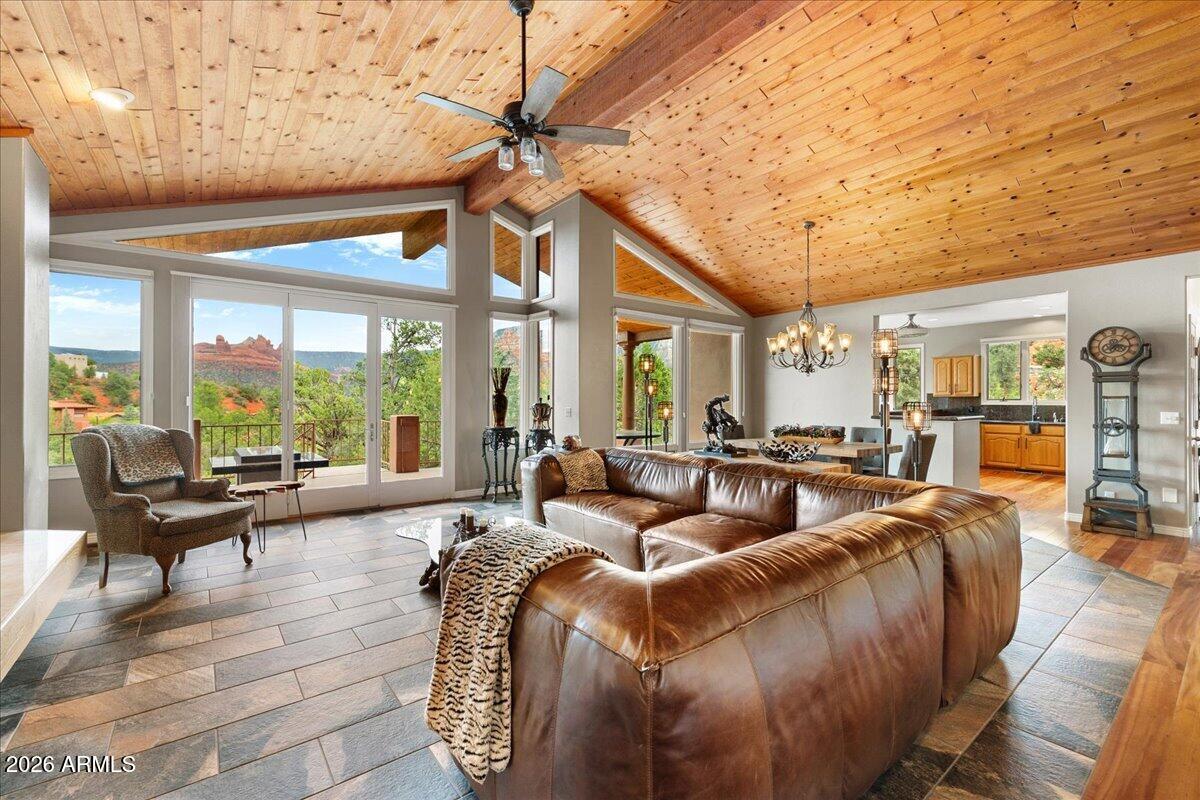 334 Les Springs Drive