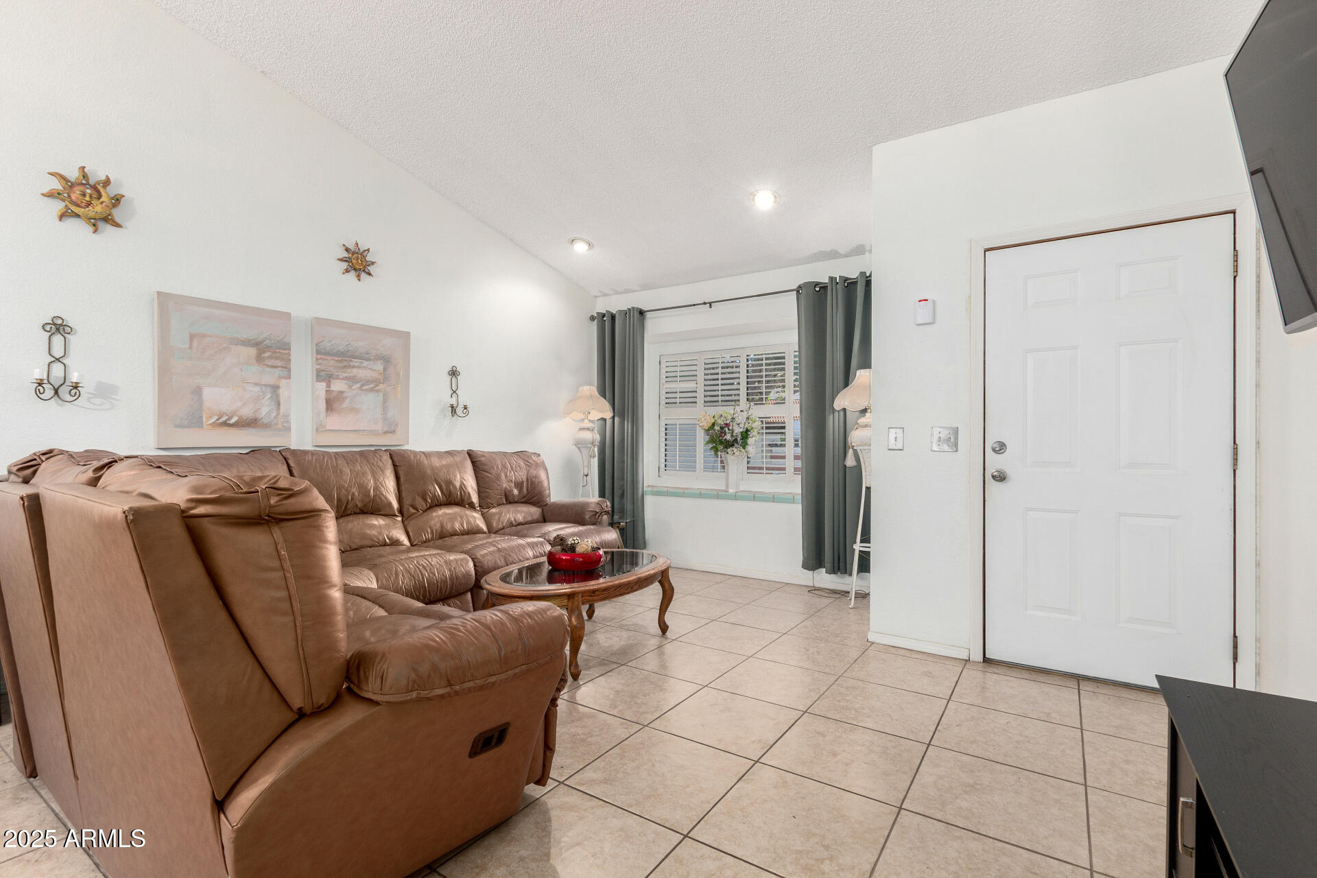 542 S HIGLEY Road 71