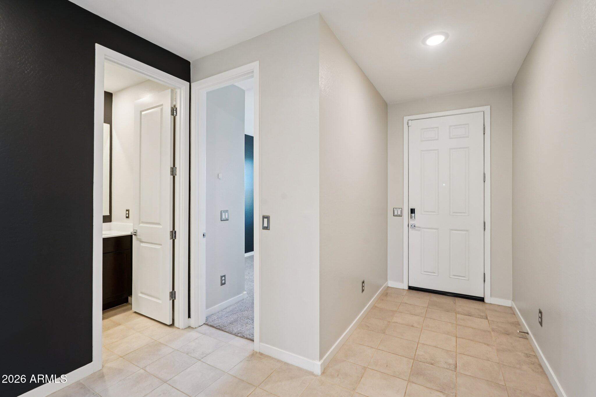 17412 W SUNNYSLOPE Lane