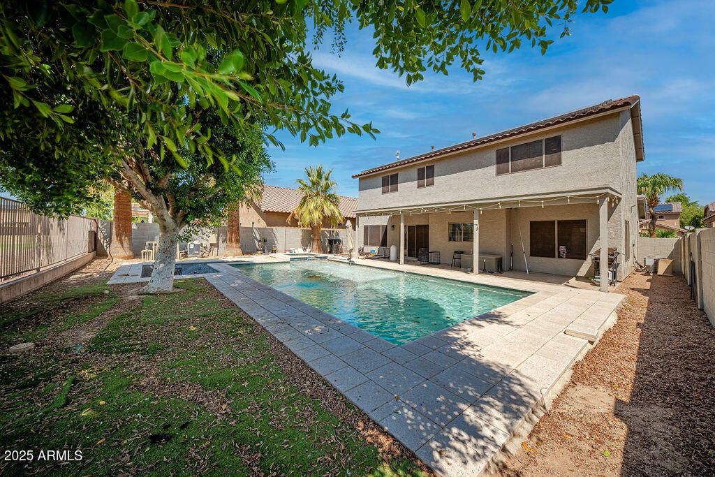 Photo of 12825 W Whitton Avenue, Avondale, AZ 85392 (MLS # 6936499)