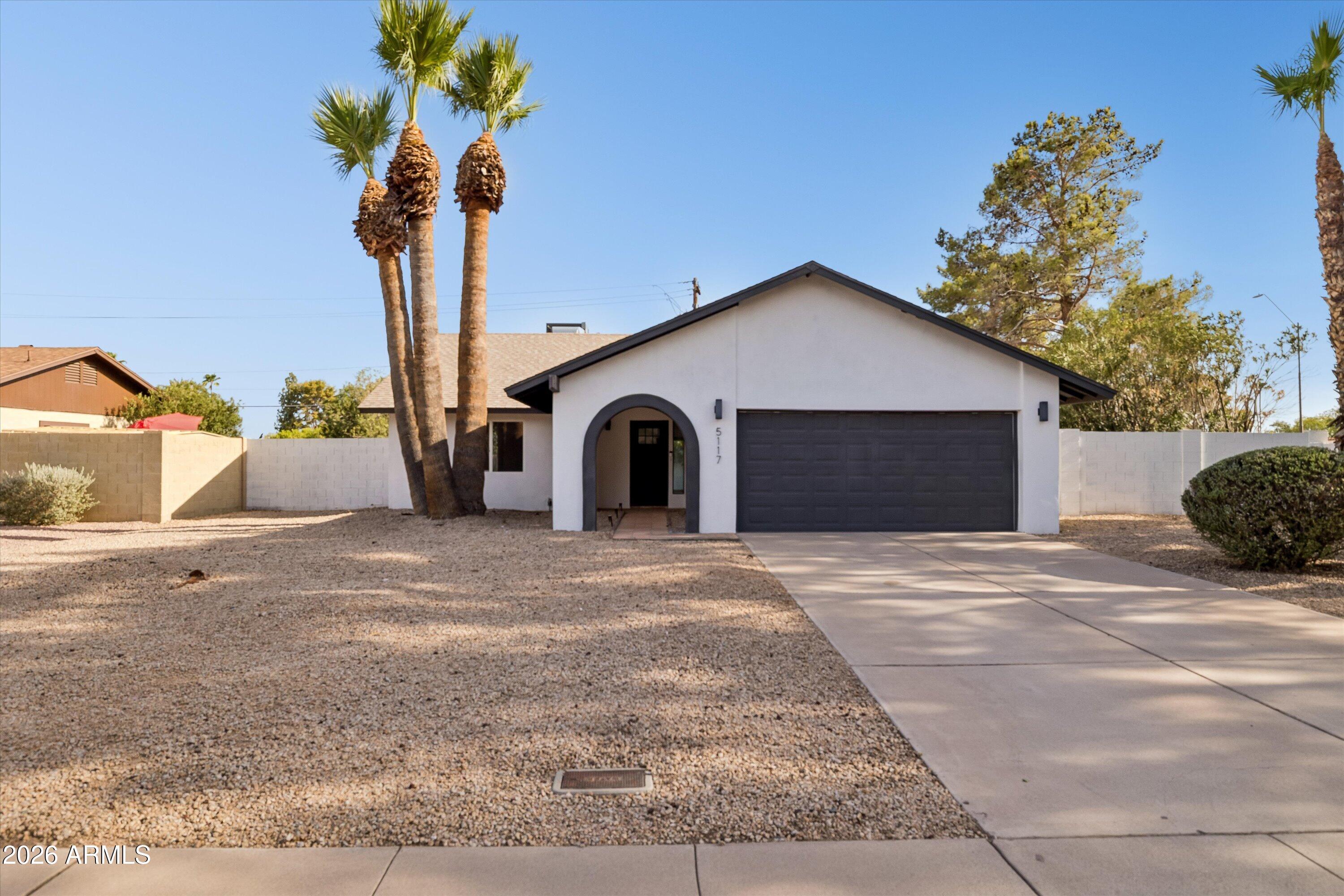 5117 E BECK Lane