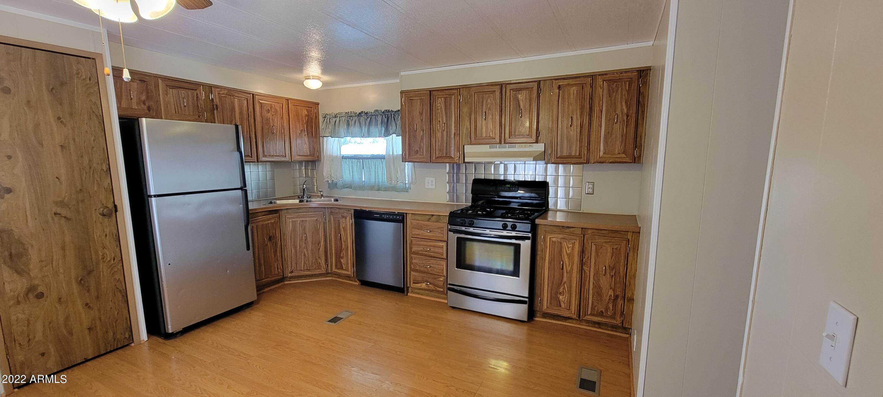 GOLDEN ACRES MOBILE HOME PARK - Residential
