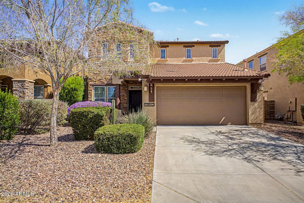 Photo of 13642 W Chaparosa Way, Peoria, AZ 85383 (MLS # 7024833)
