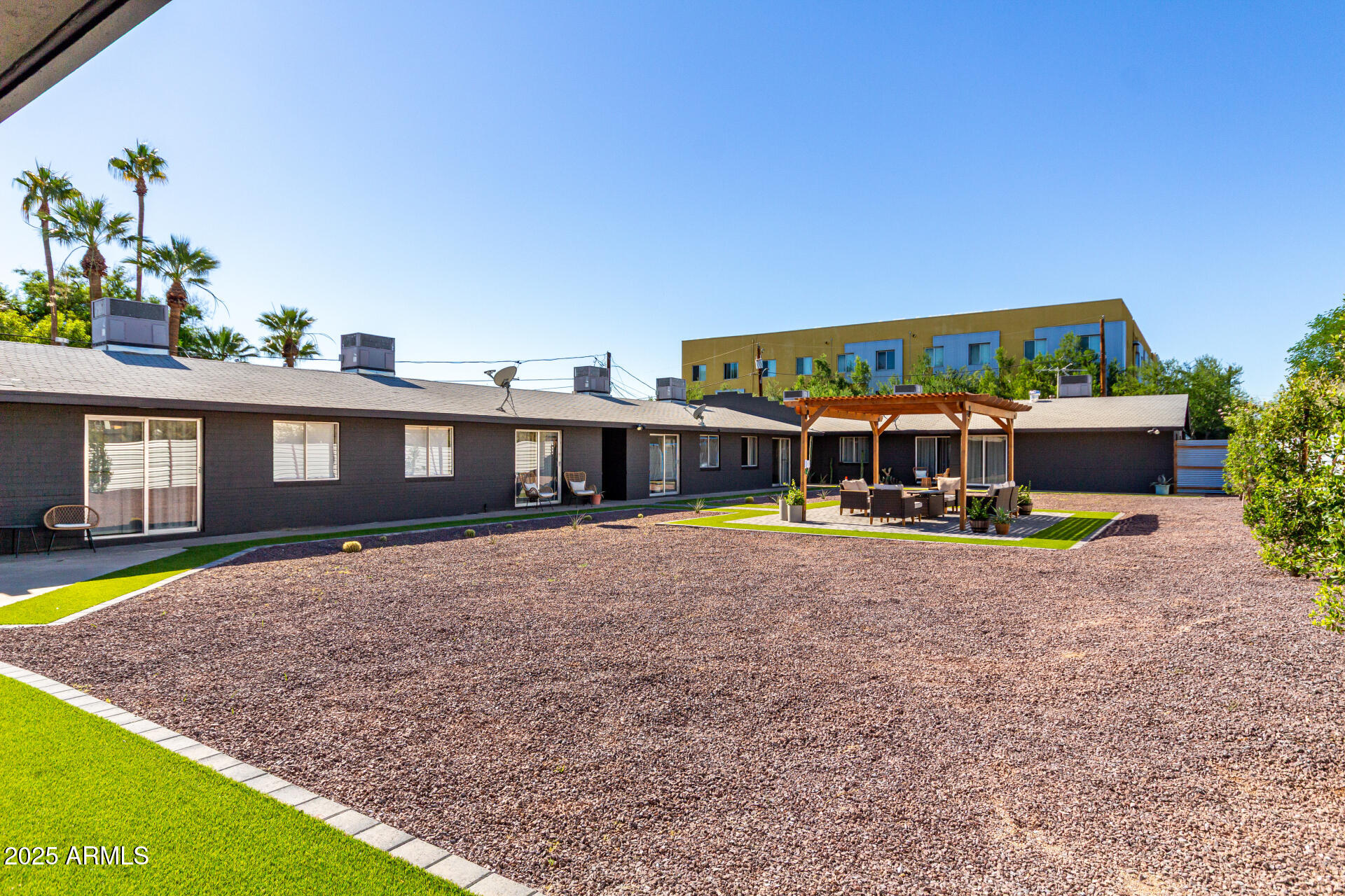 CHESTERFIELD PLACE - Residential Income