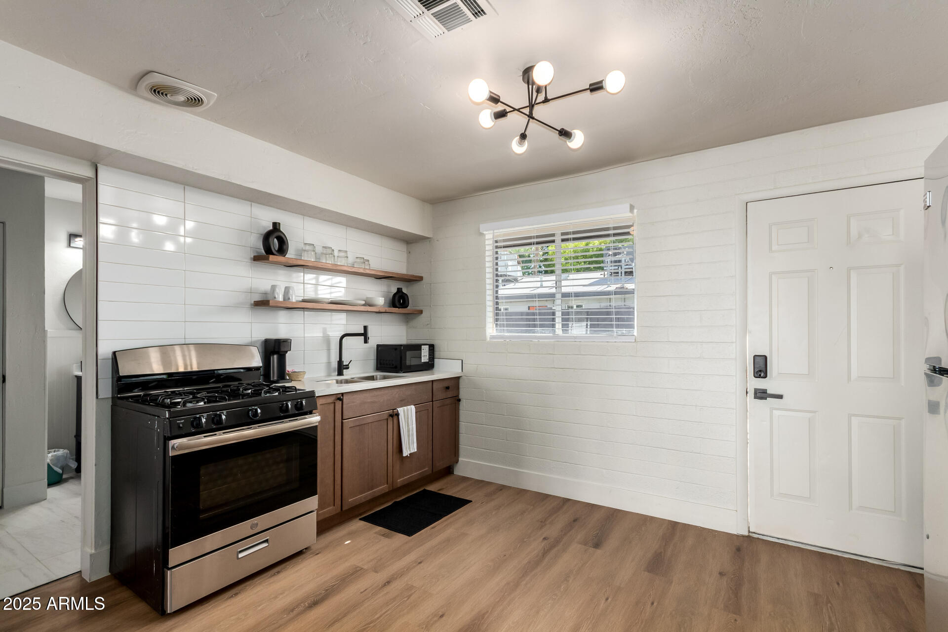 CHESTERFIELD PLACE - Residential Income