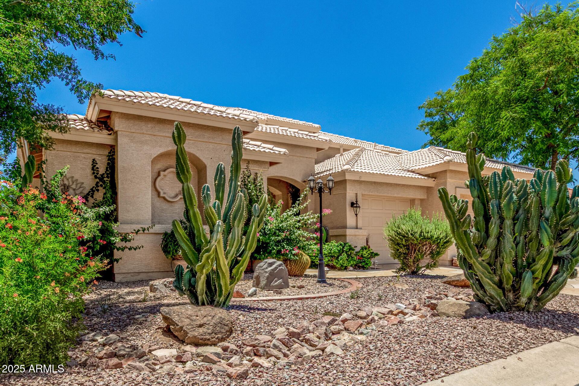 9011 E EMERALD Drive