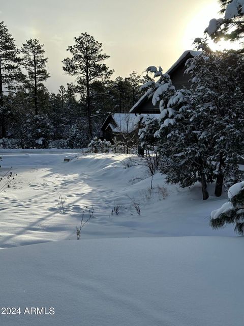 A home in Lakeside