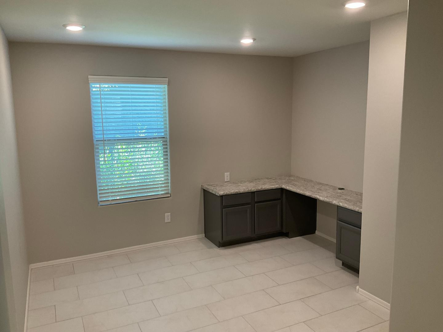 36419 W San Ildefanso Avenue