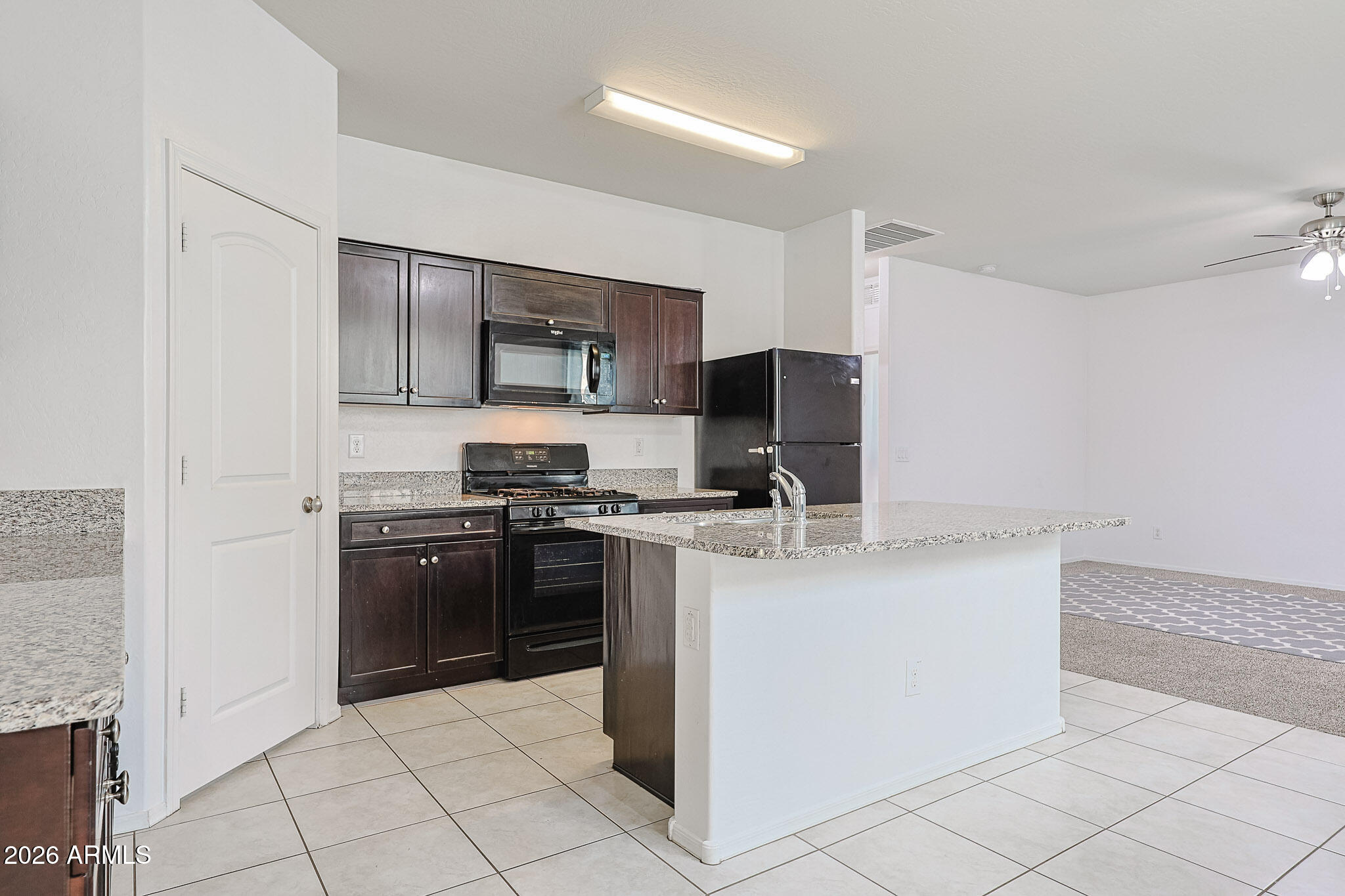 29933 W WHITTON Avenue