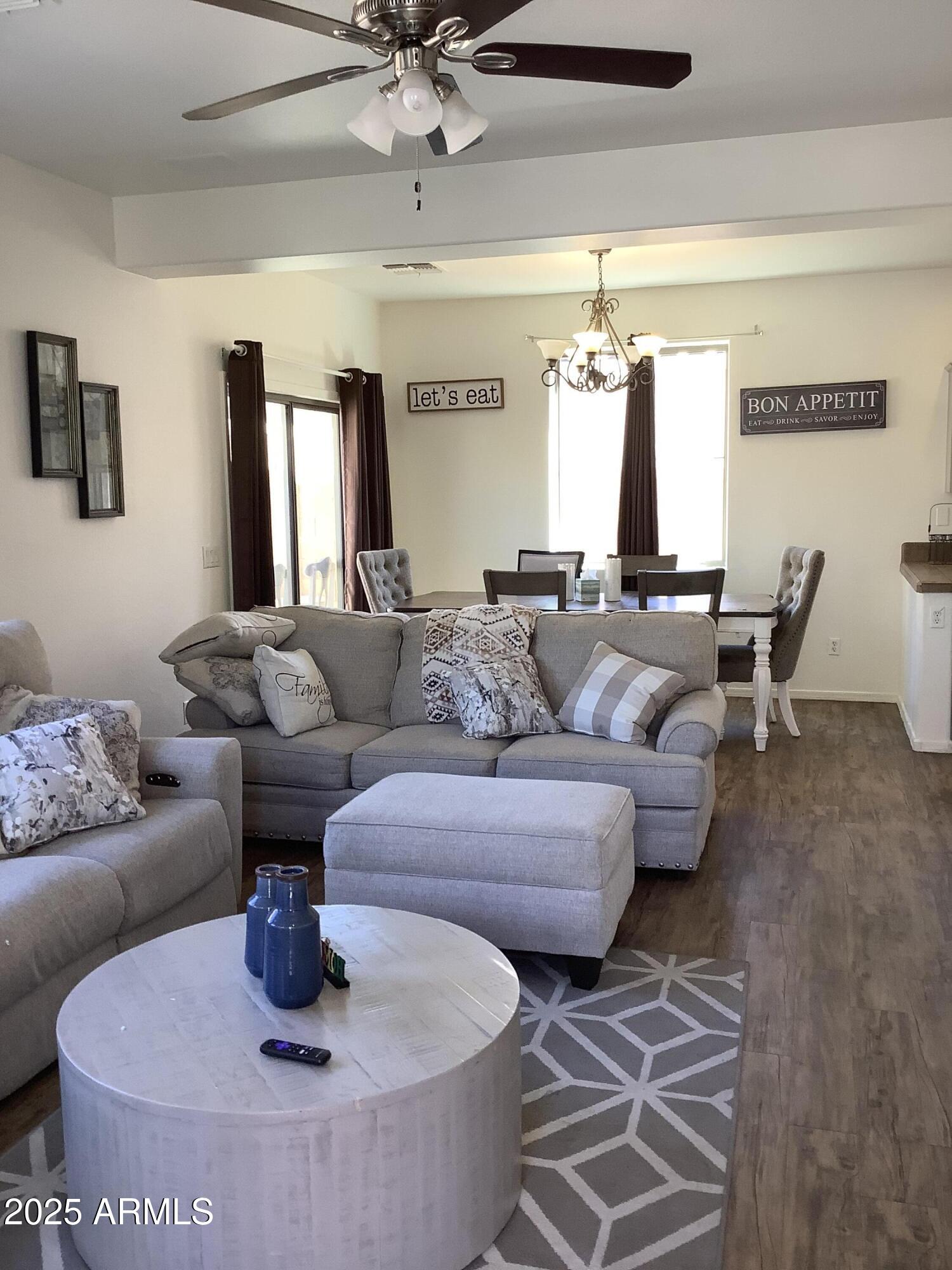 3873 E PALMER Street