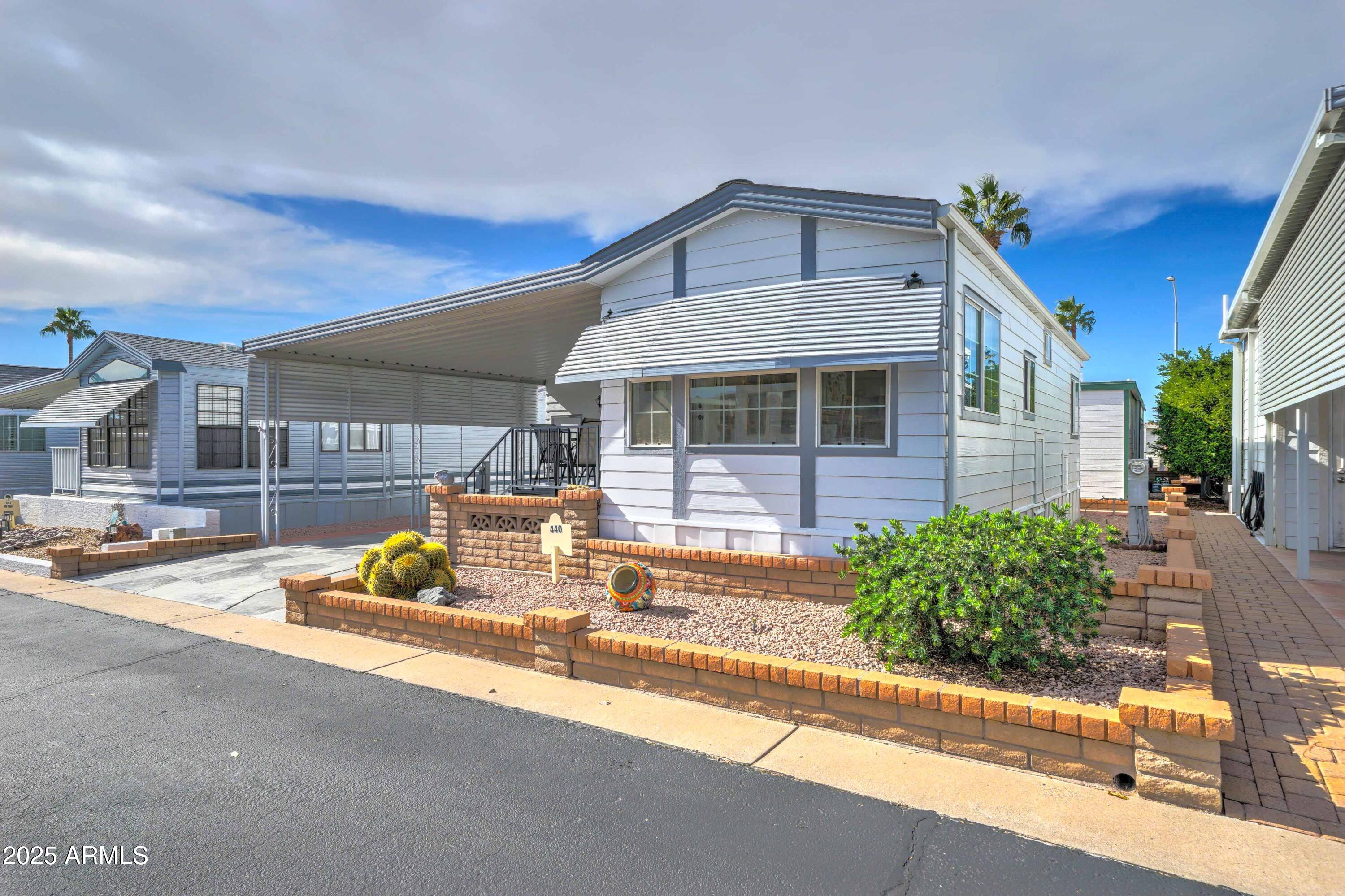 111 S GREENFIELD Road 440