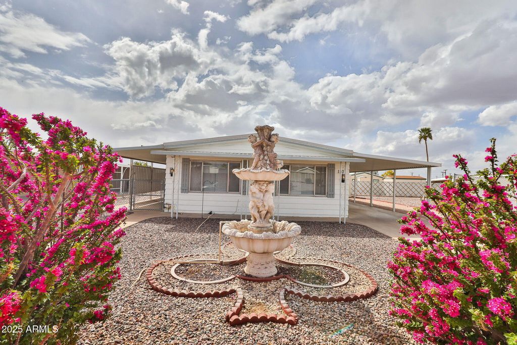 Photo of 110 S 72nd Way, Mesa, AZ 85208 (MLS # 6930327)