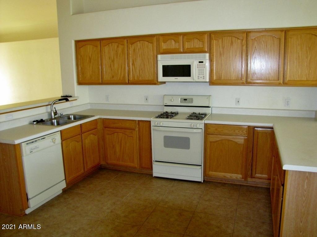 REMINGTON PARK WEST ESTATES - Residential Lease