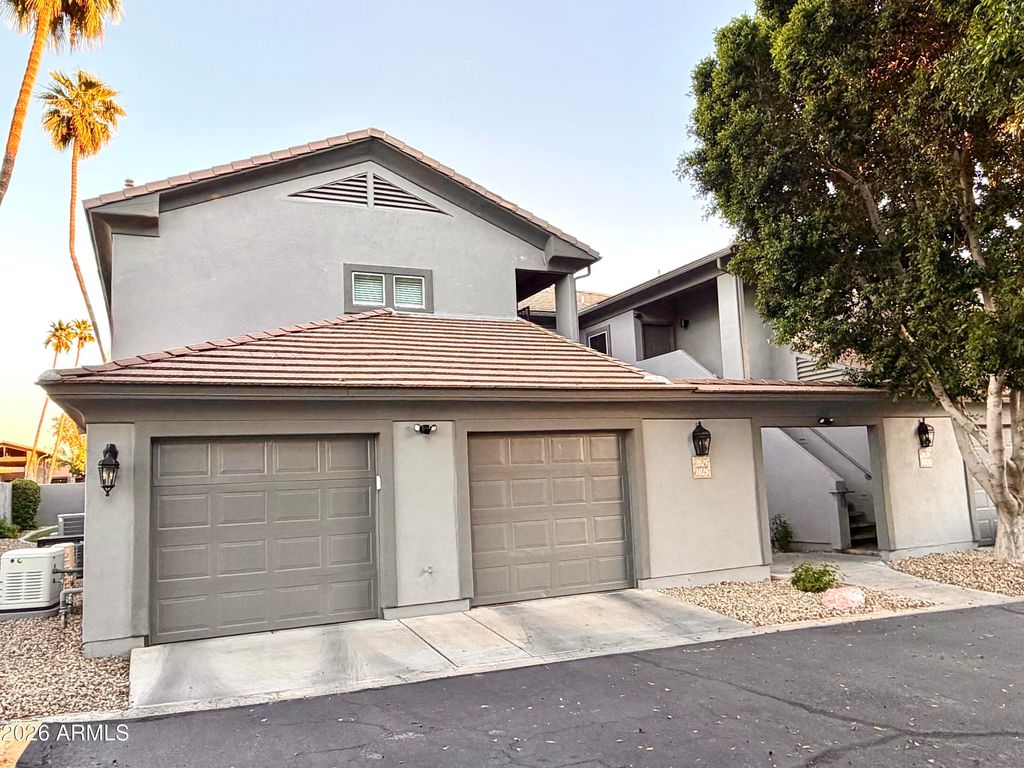 Photo of 7401 W Arrowhead Clubhouse Drive #1025, Glendale, AZ 85308 (MLS # 7001383)