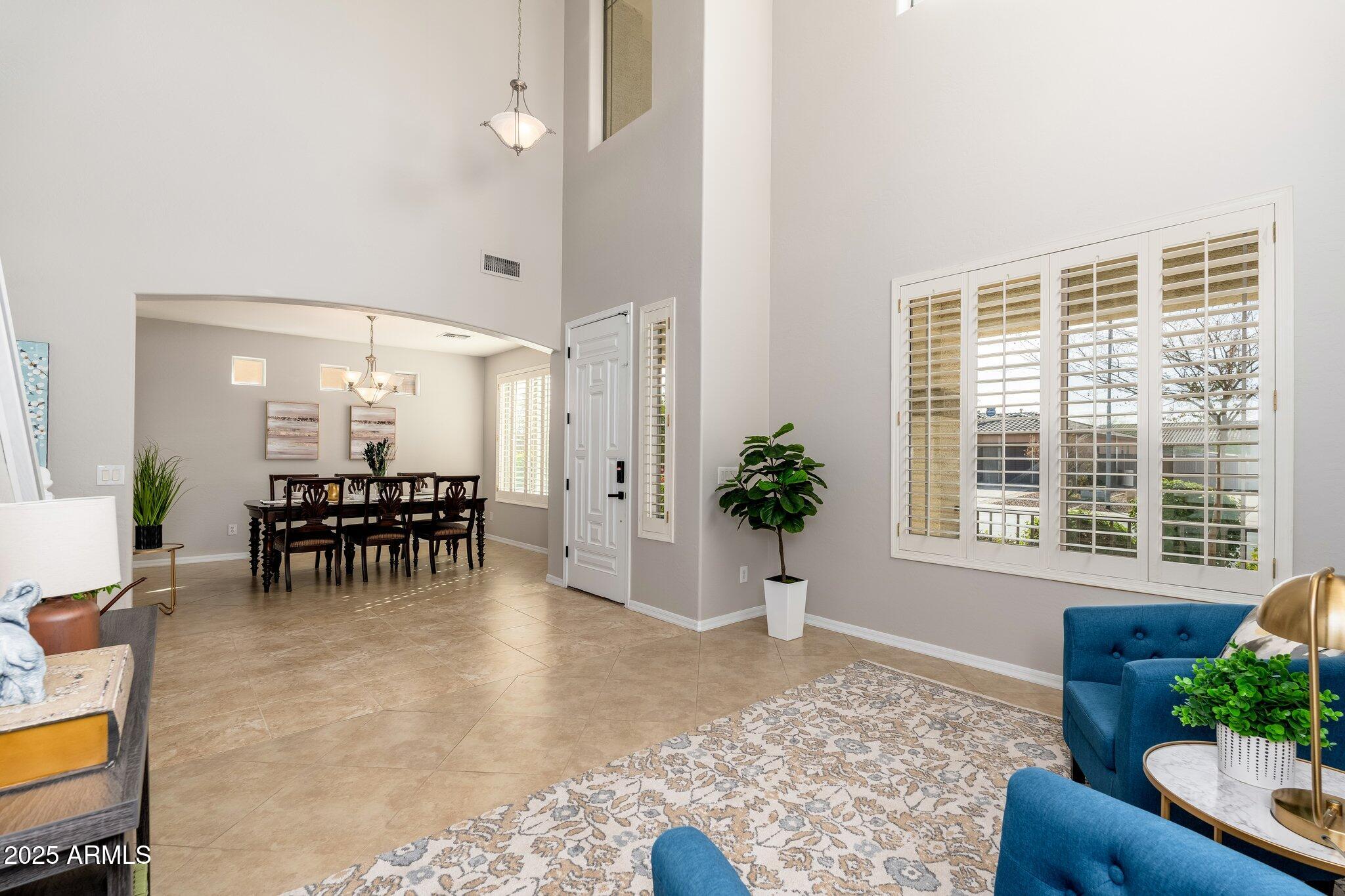 3416 E BLUE RIDGE Place