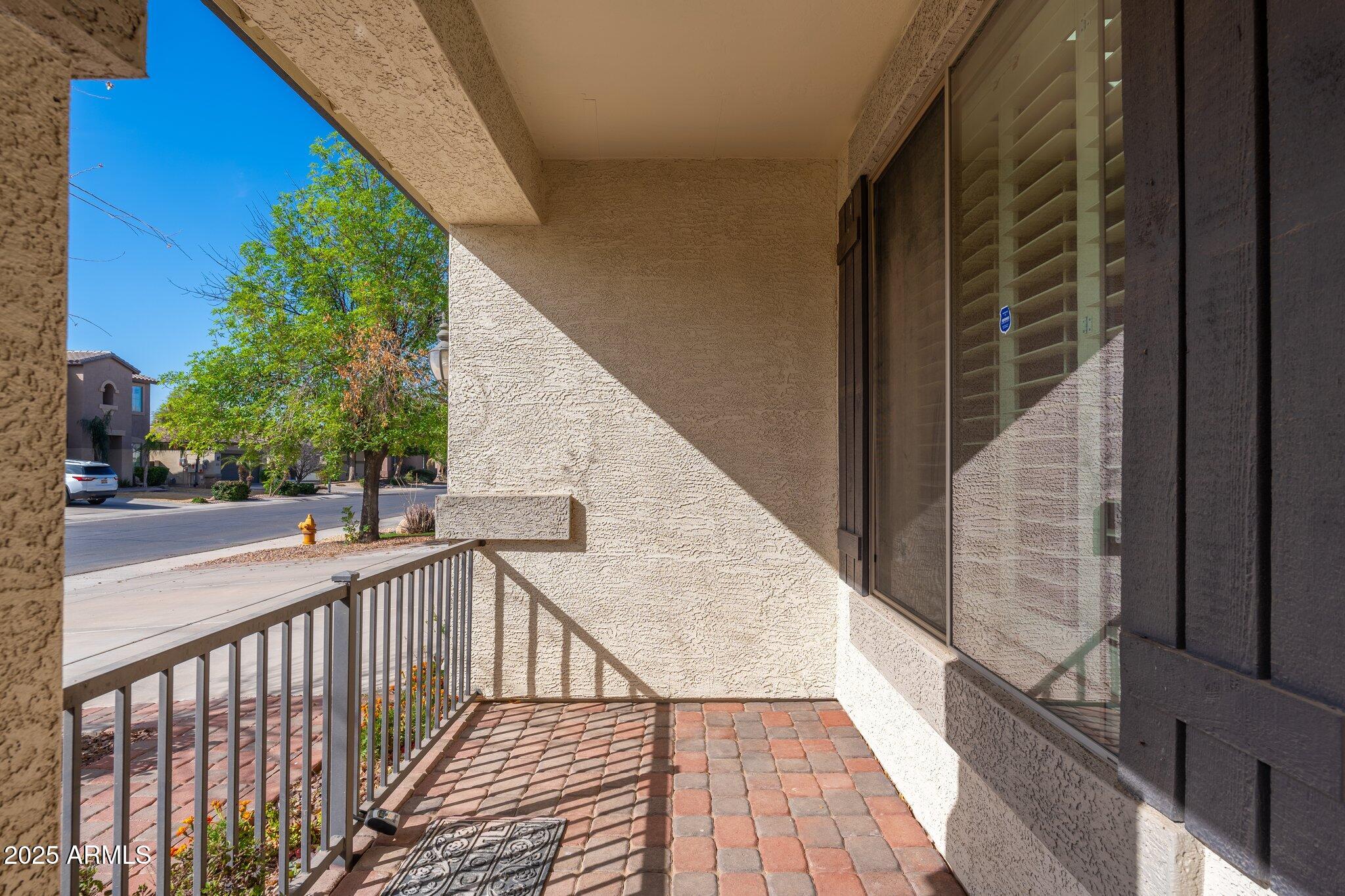 3416 E BLUE RIDGE Place