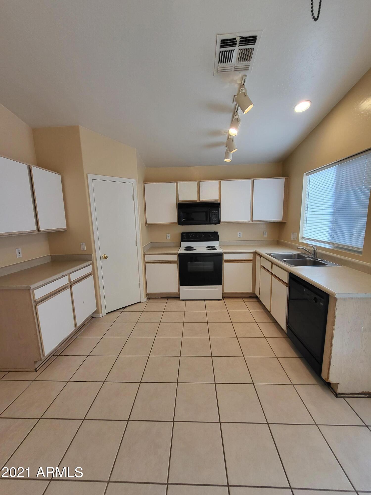 11929 W LARKSPUR Road