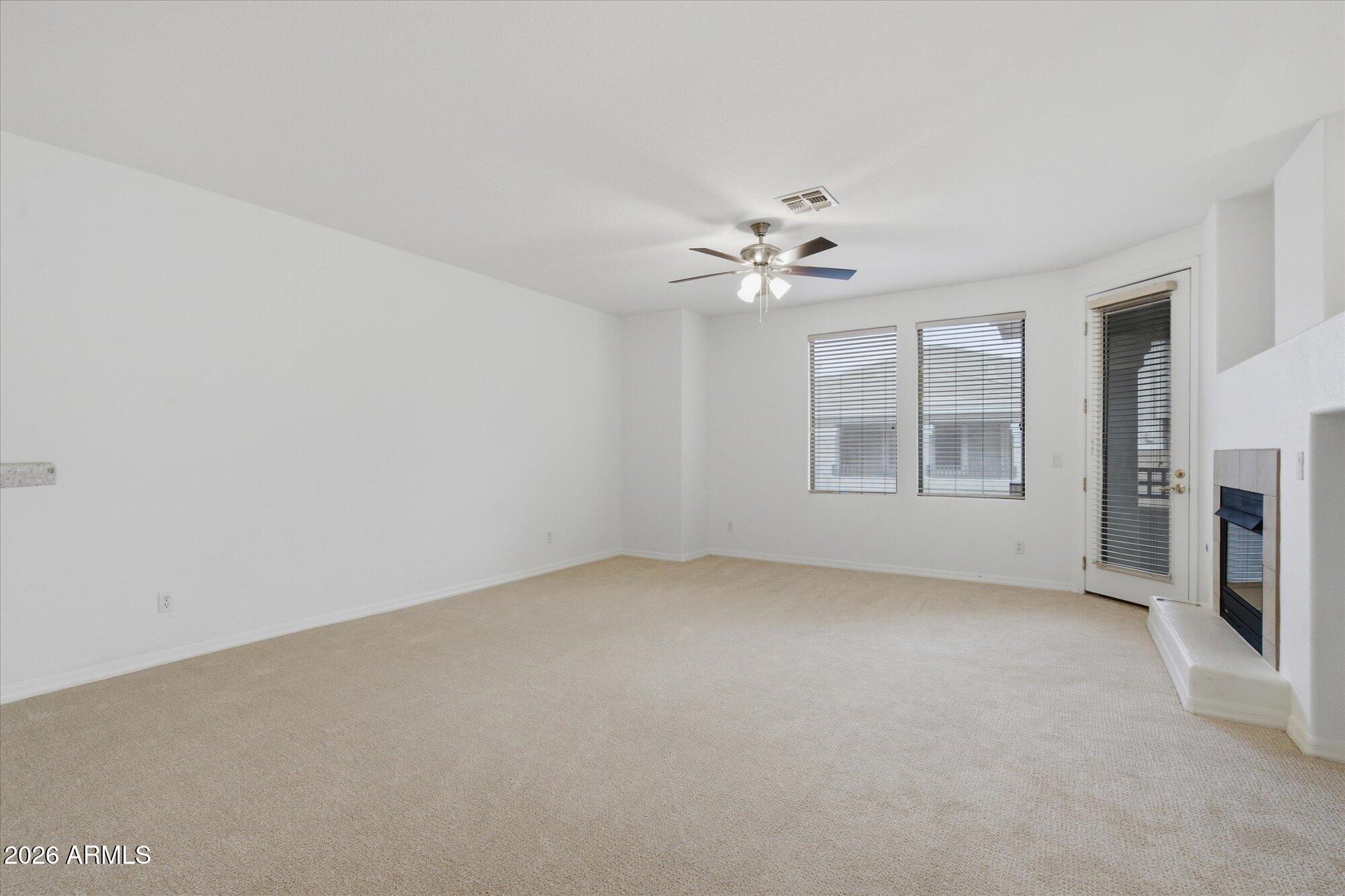 15221 N CLUBGATE Drive 2125