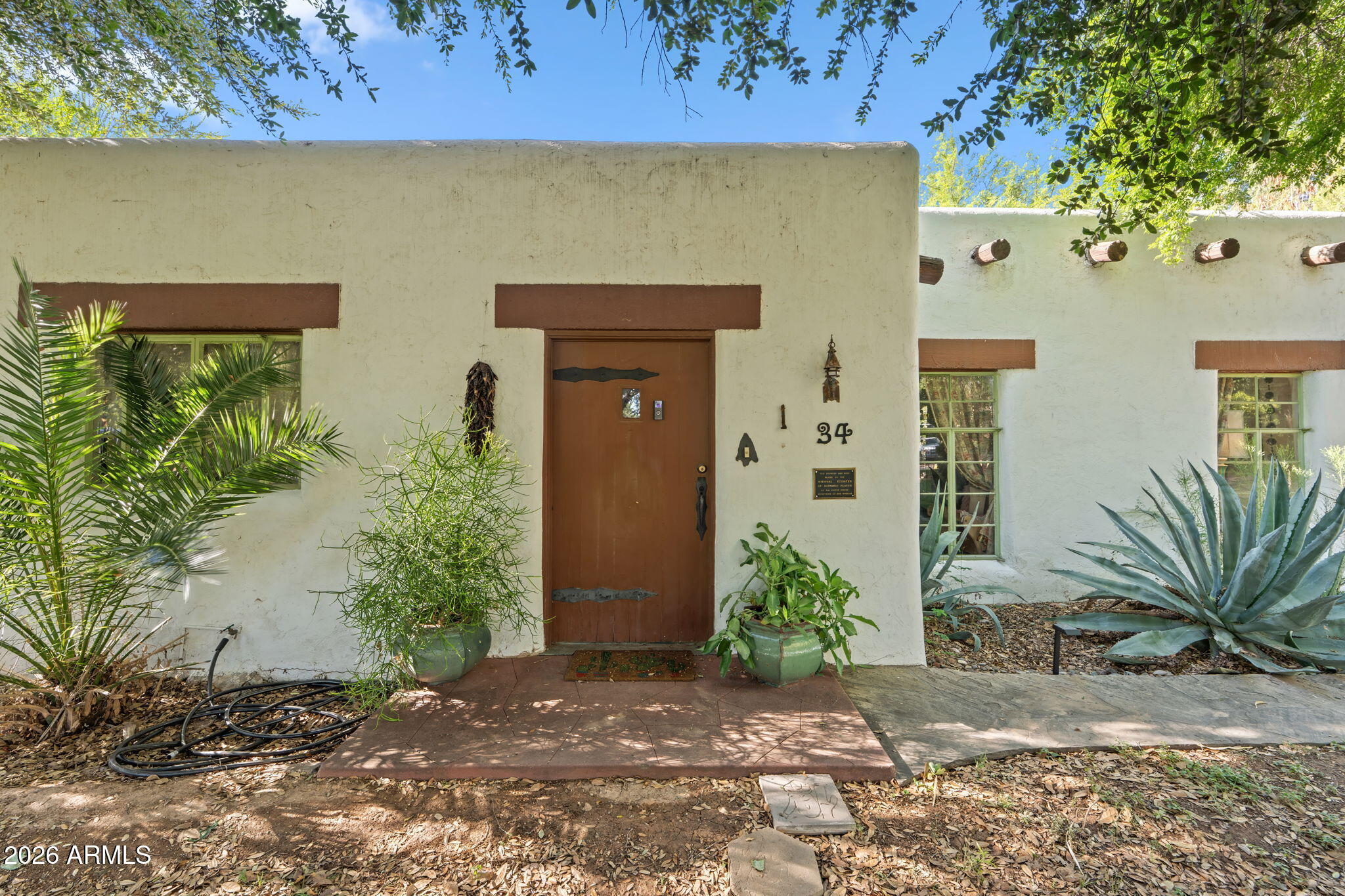 34 W PASADENA Avenue