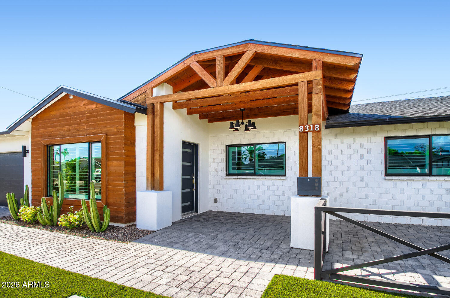 8318 E SELLS Drive