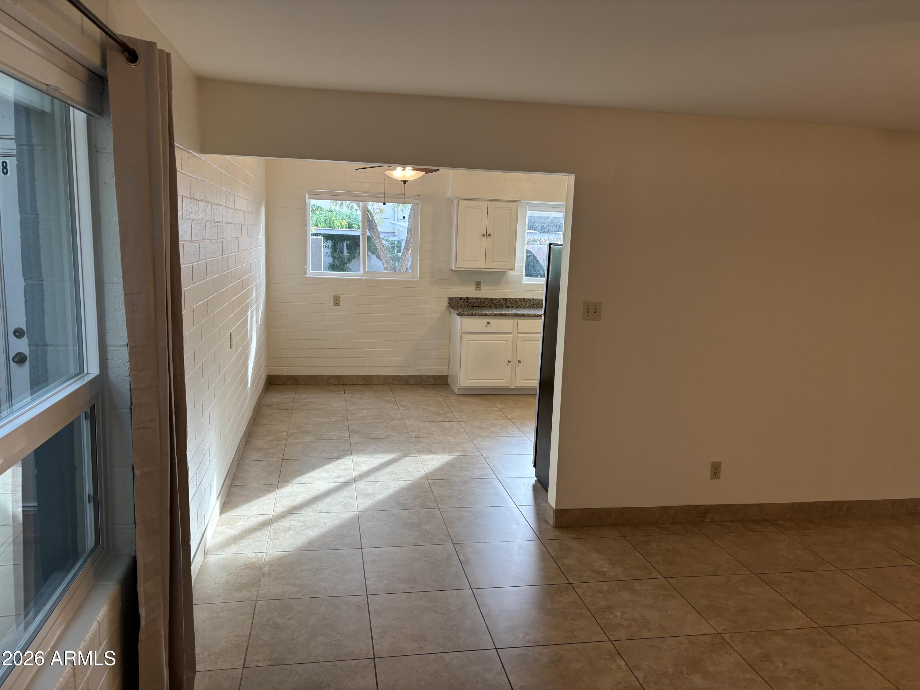 4111 E CAMELBACK Road 17