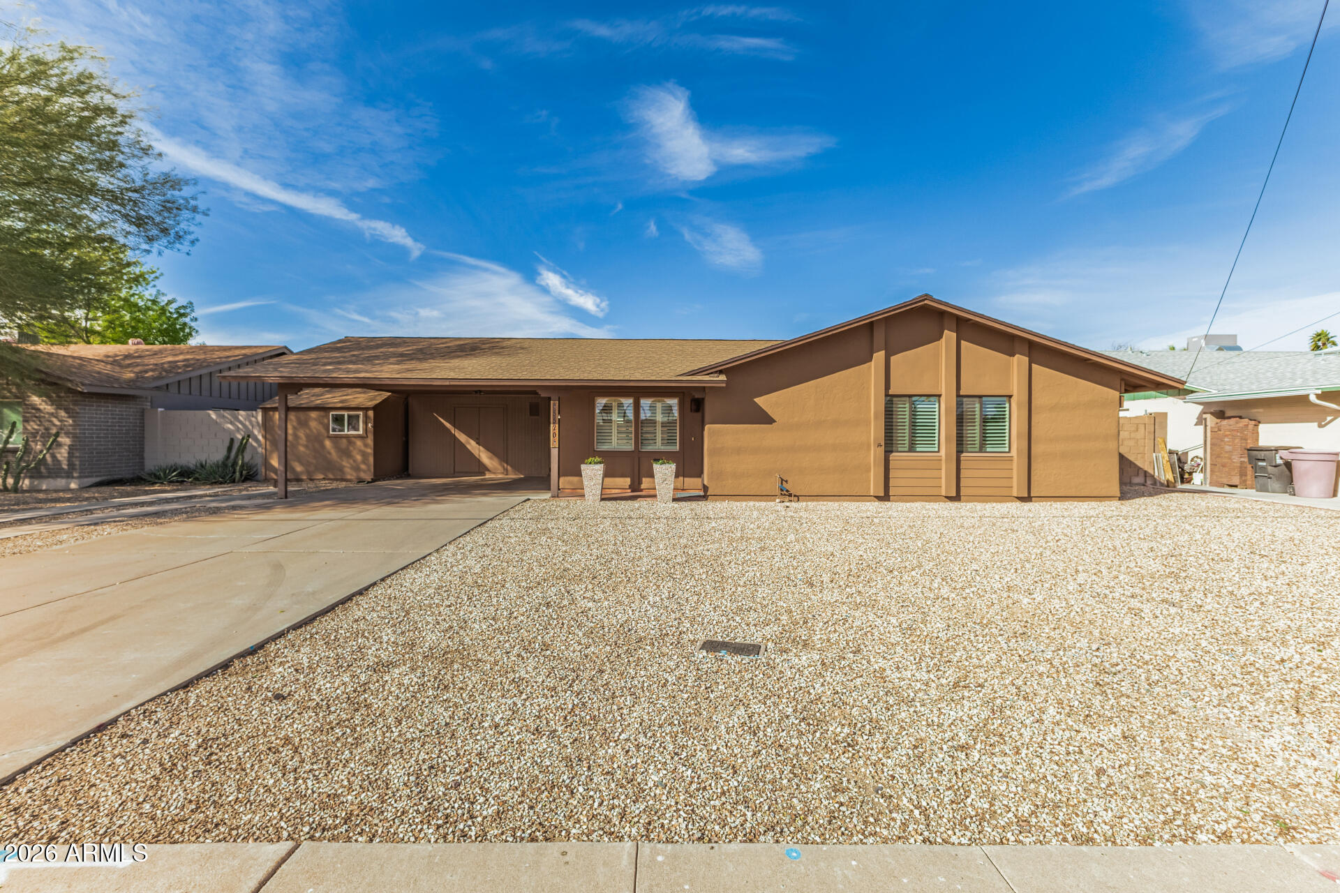 5520 N GRANITE REEF Road