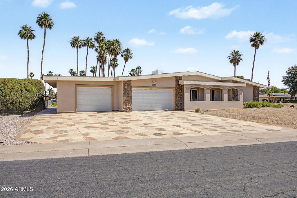 Photo of 9952 W Willow Point, Sun City, AZ 85351 (MLS # 7013383)