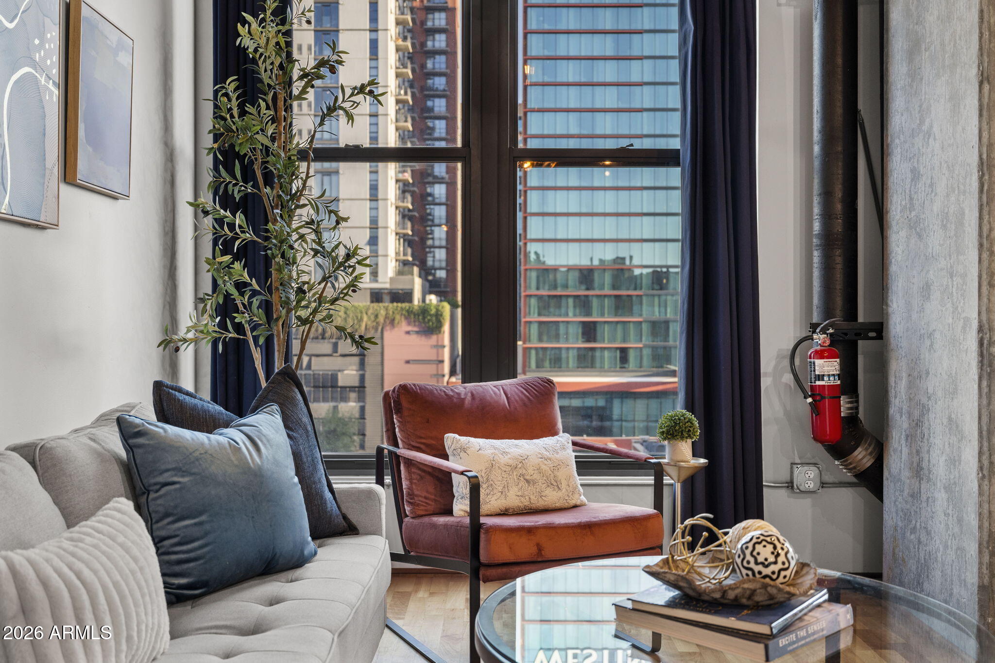 21 E 6TH Street 608