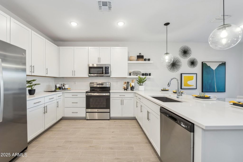 Photo of 7521 S 76th Drive, Laveen, AZ 85339 (MLS # 6936024)