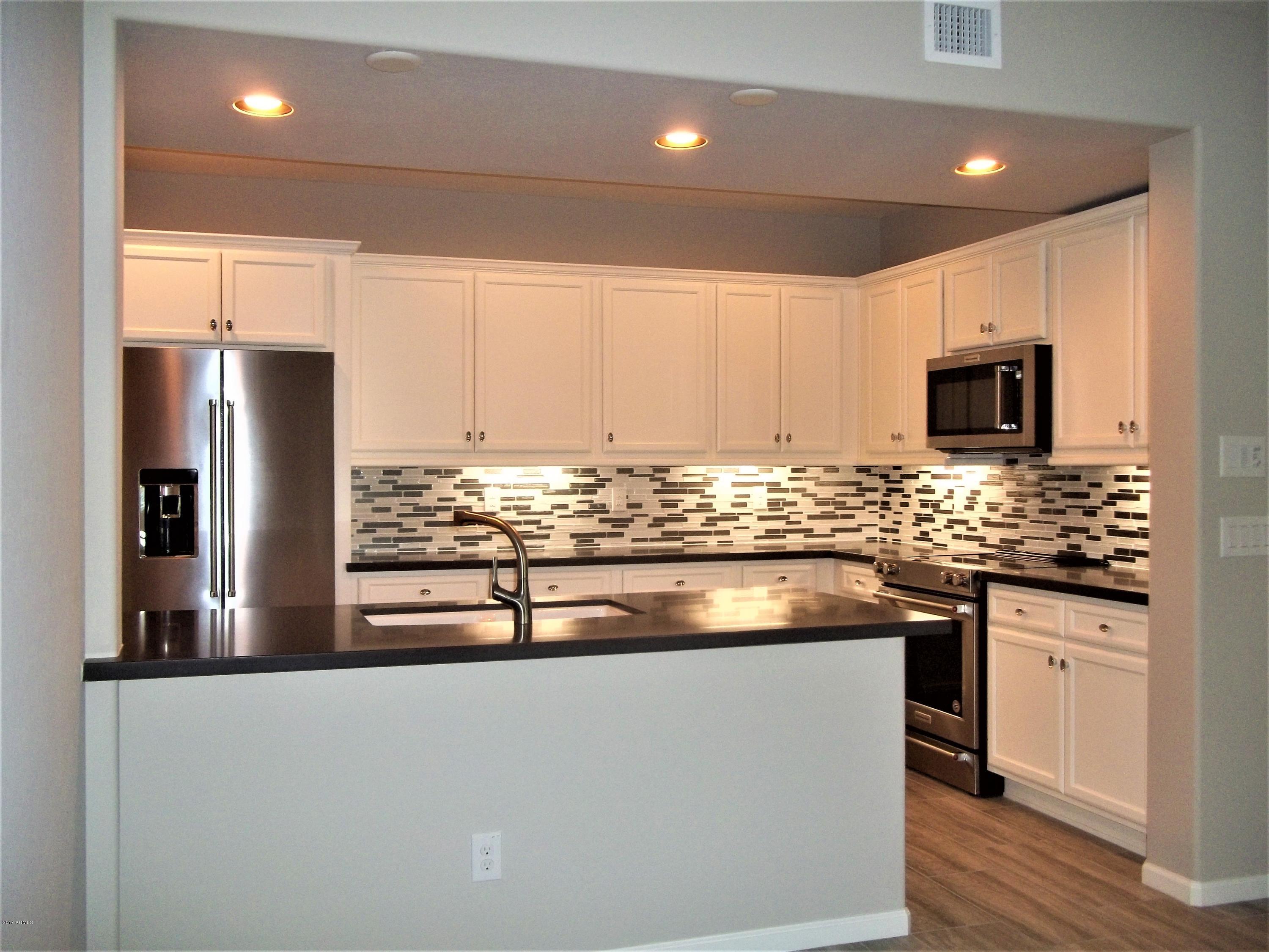 3935 E ROUGH RIDER Road 1346