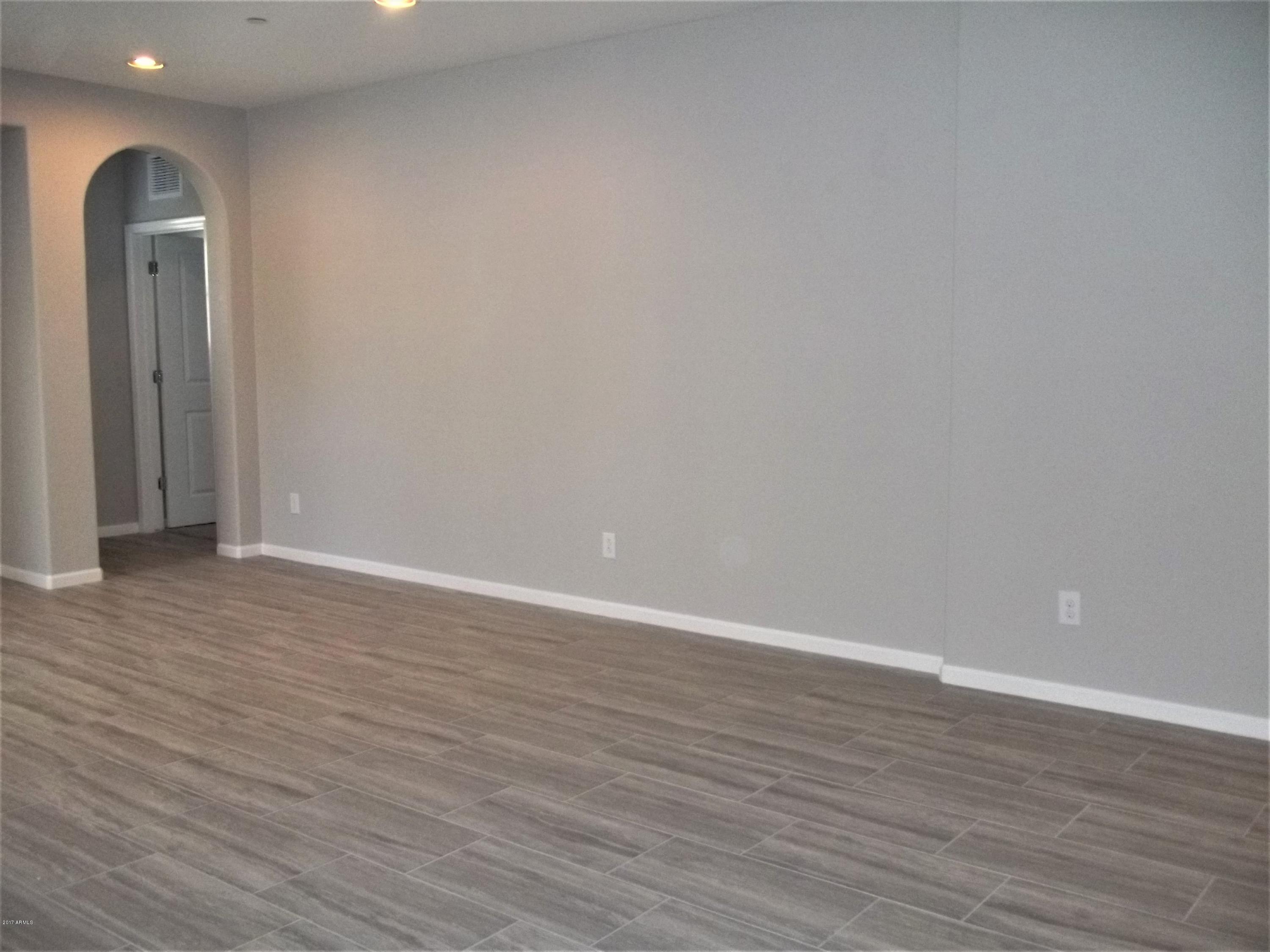 3935 E ROUGH RIDER Road 1346