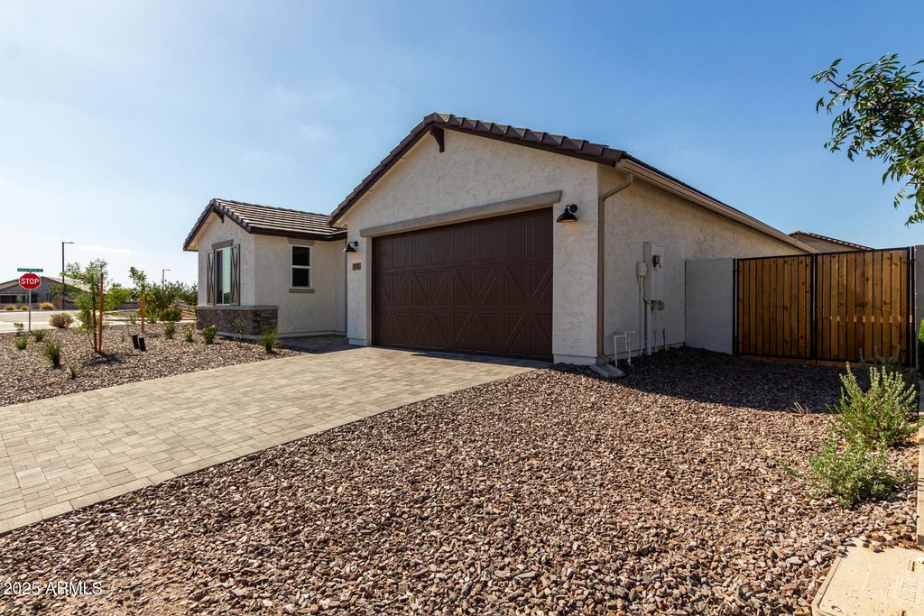 Photo of 1172 E Ridgerock Street, Casa Grande, AZ 85122 (MLS # 6871215)