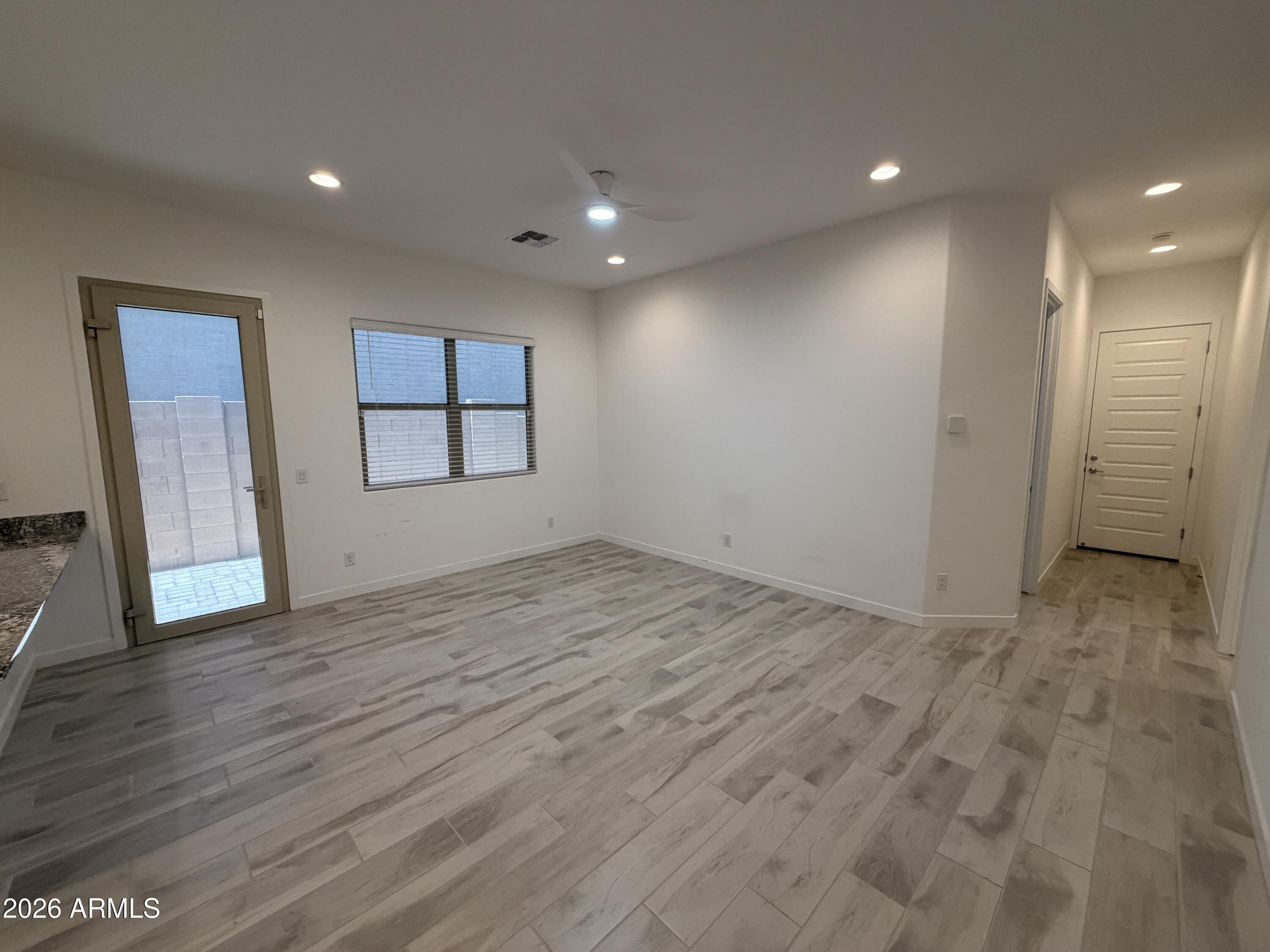 20119 W PINCHOT Drive