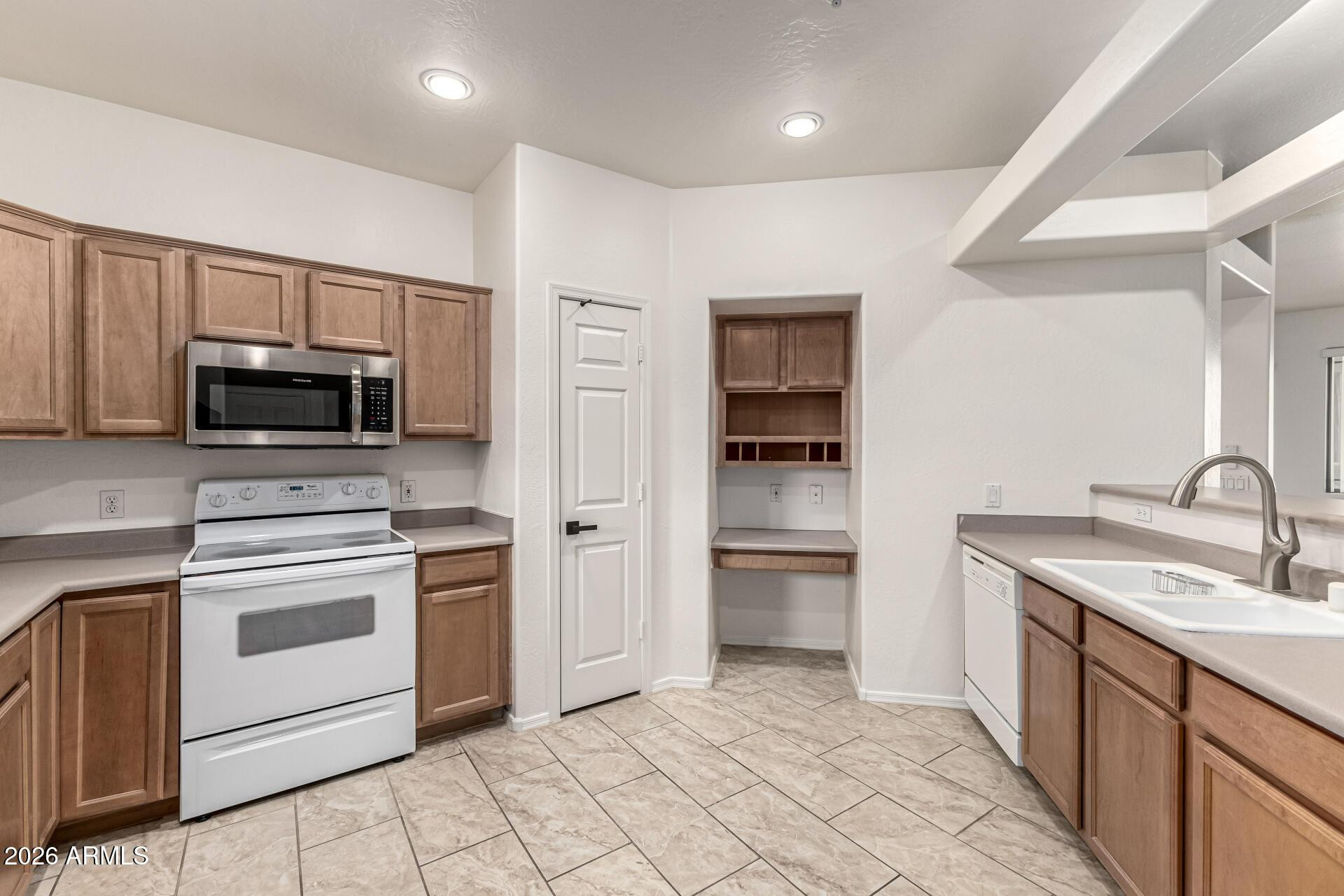 11500 E Cochise Drive Unit 2072