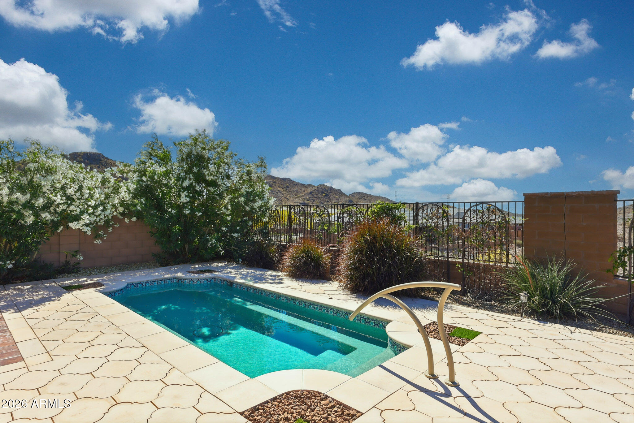 16486 W VALENCIA Drive