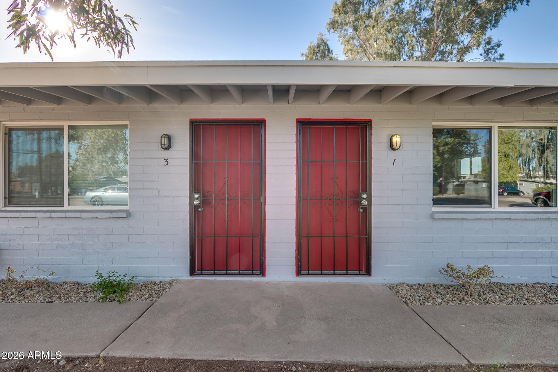 1008 S MARIANA Street Apt 3