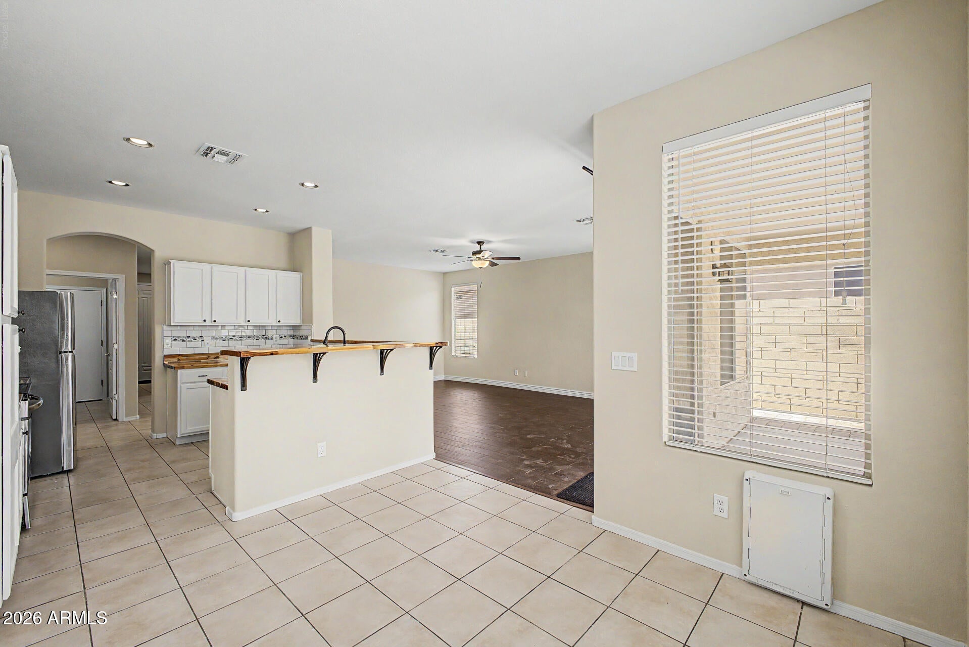1819 W Nighthawk Way