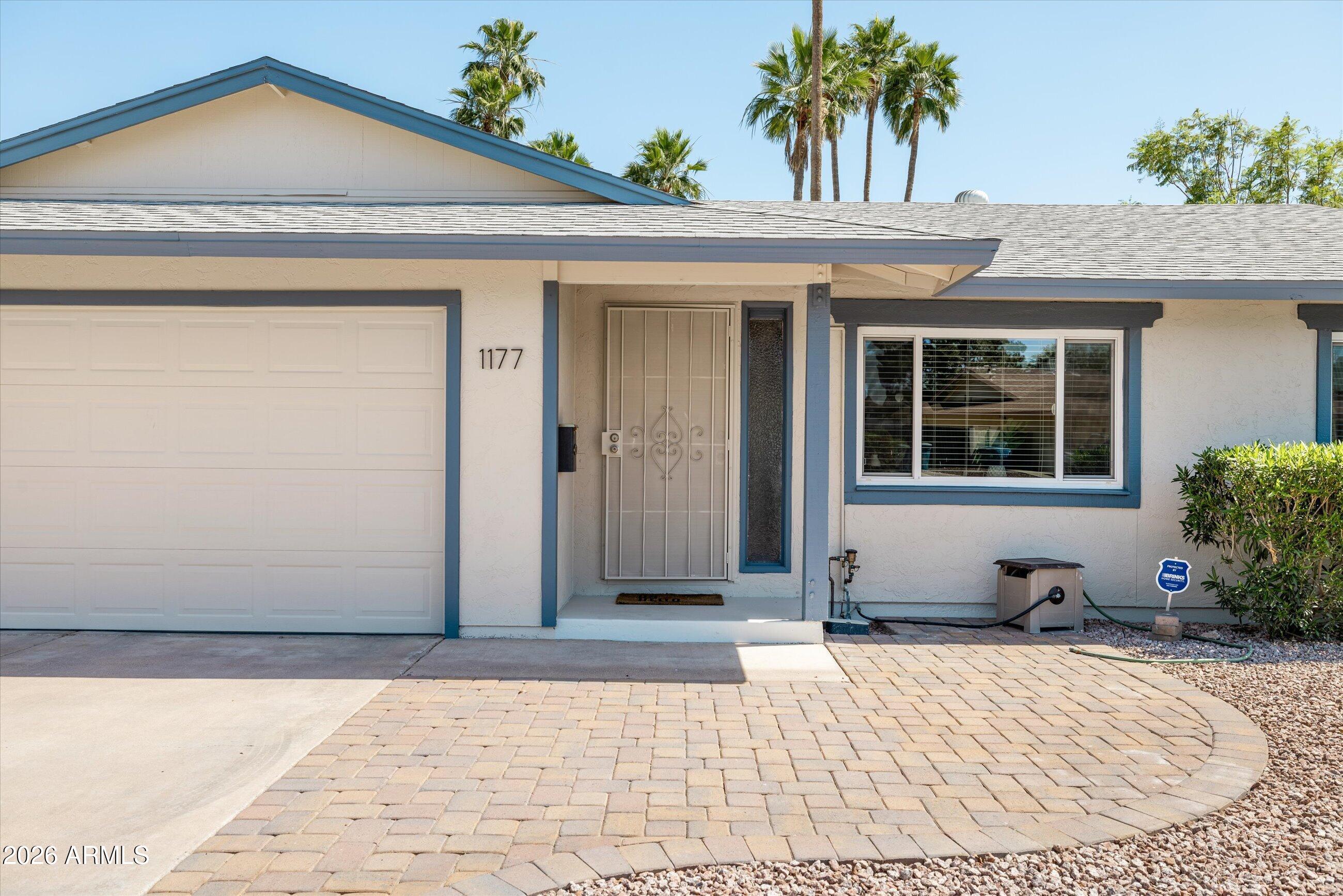 1177 E REDFIELD Road