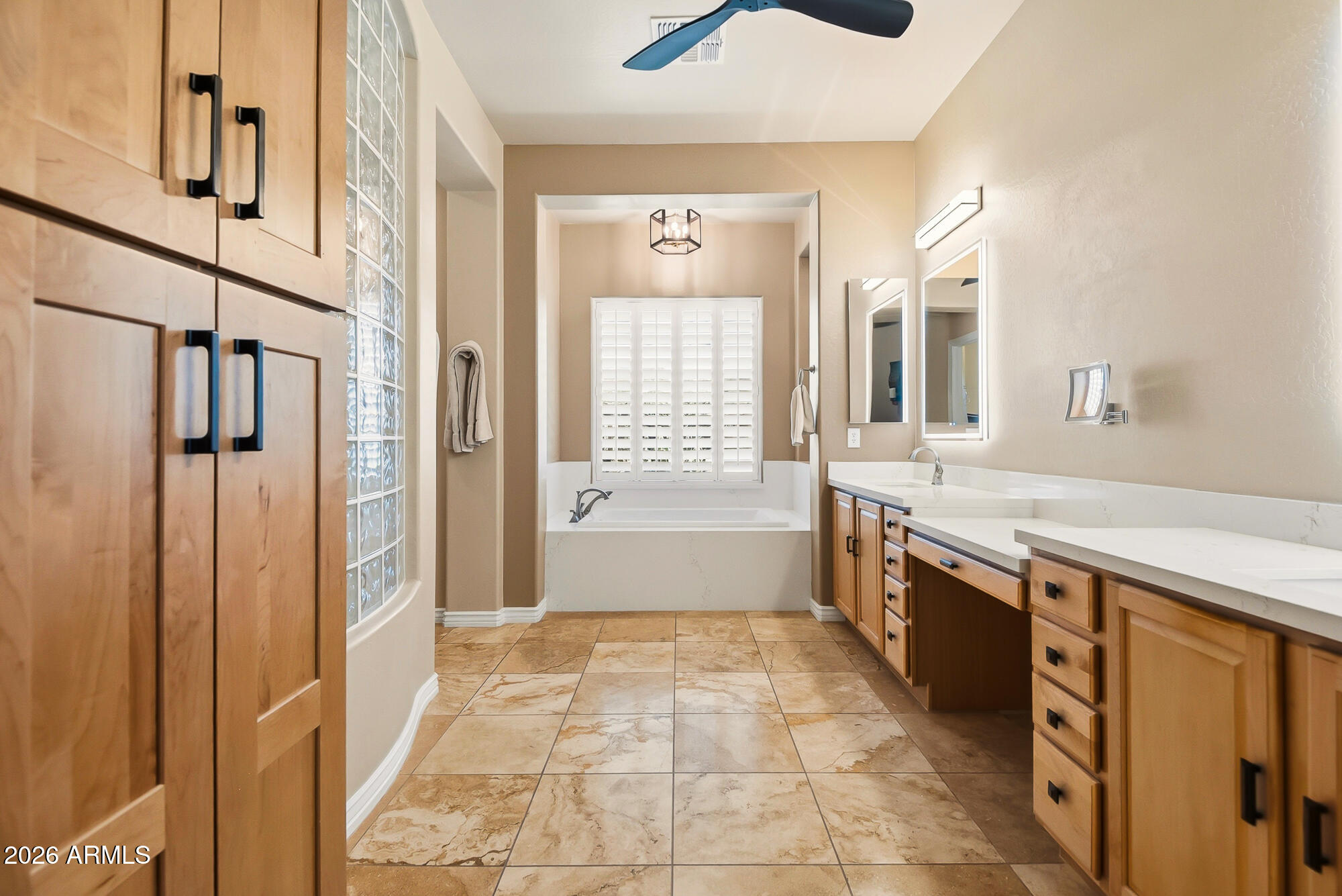 ANTHEM COUNTRY CLUB - Residential
