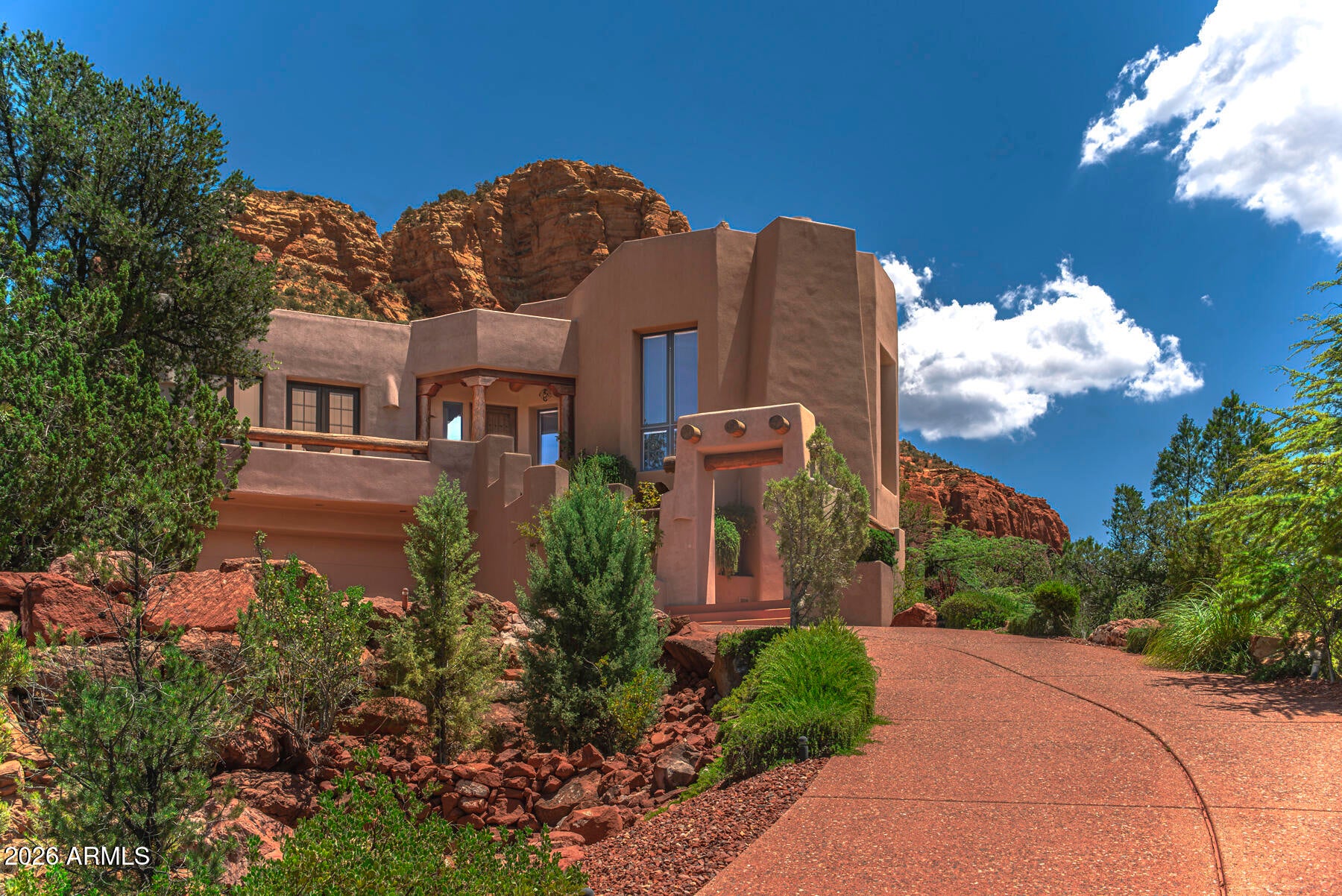 114 E MALLARD Drive