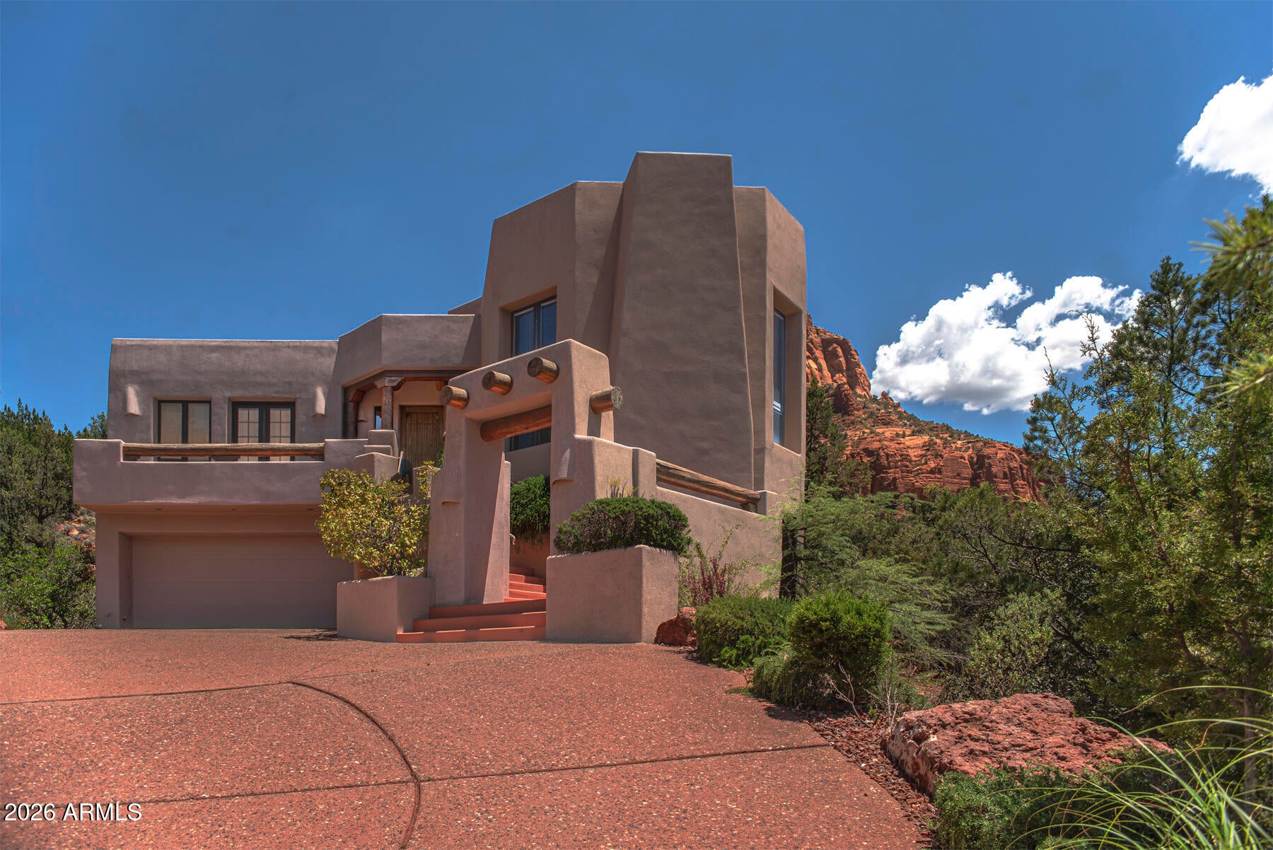 114 E MALLARD Drive