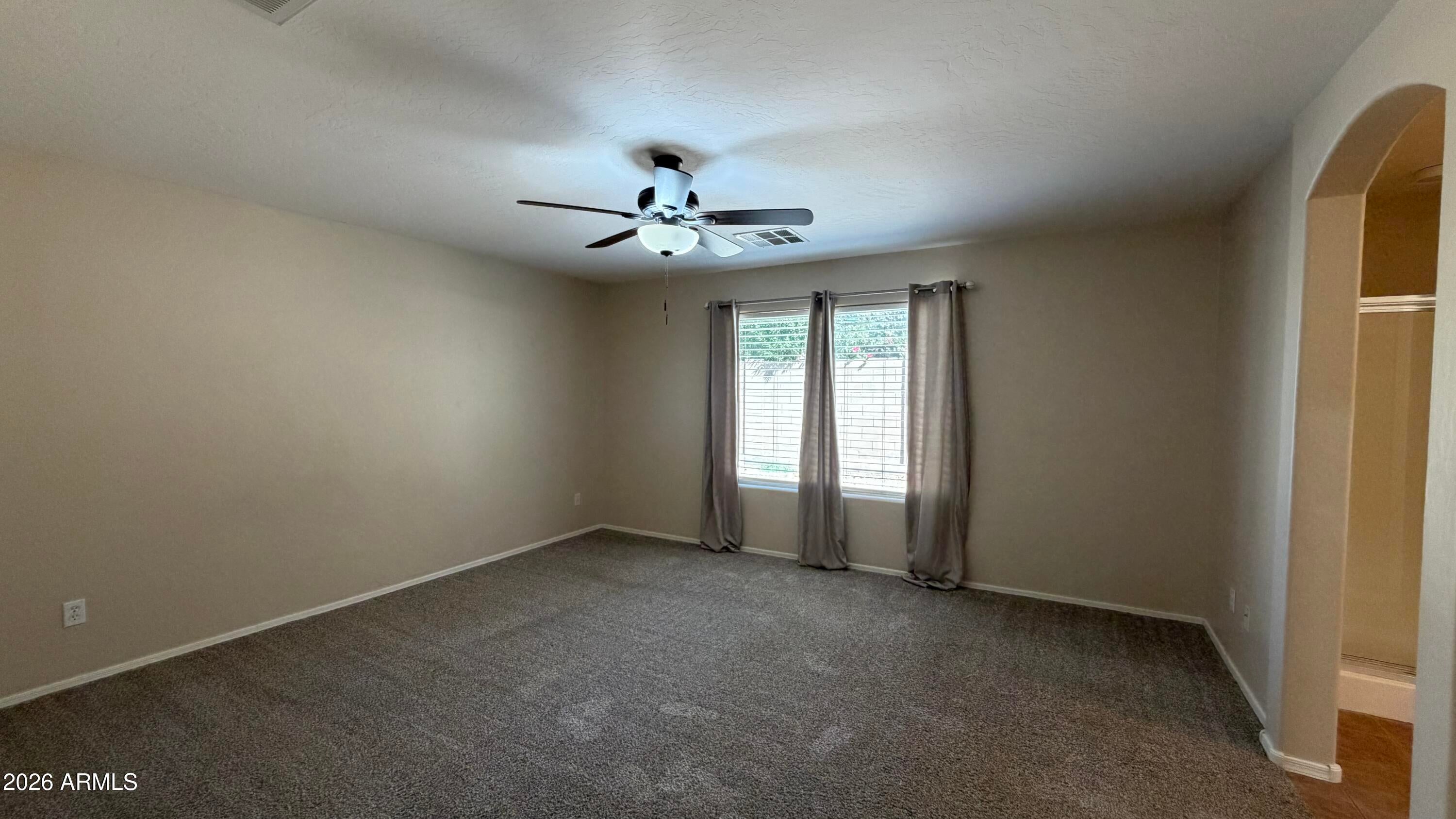 3905 E CLOUDBURST Drive