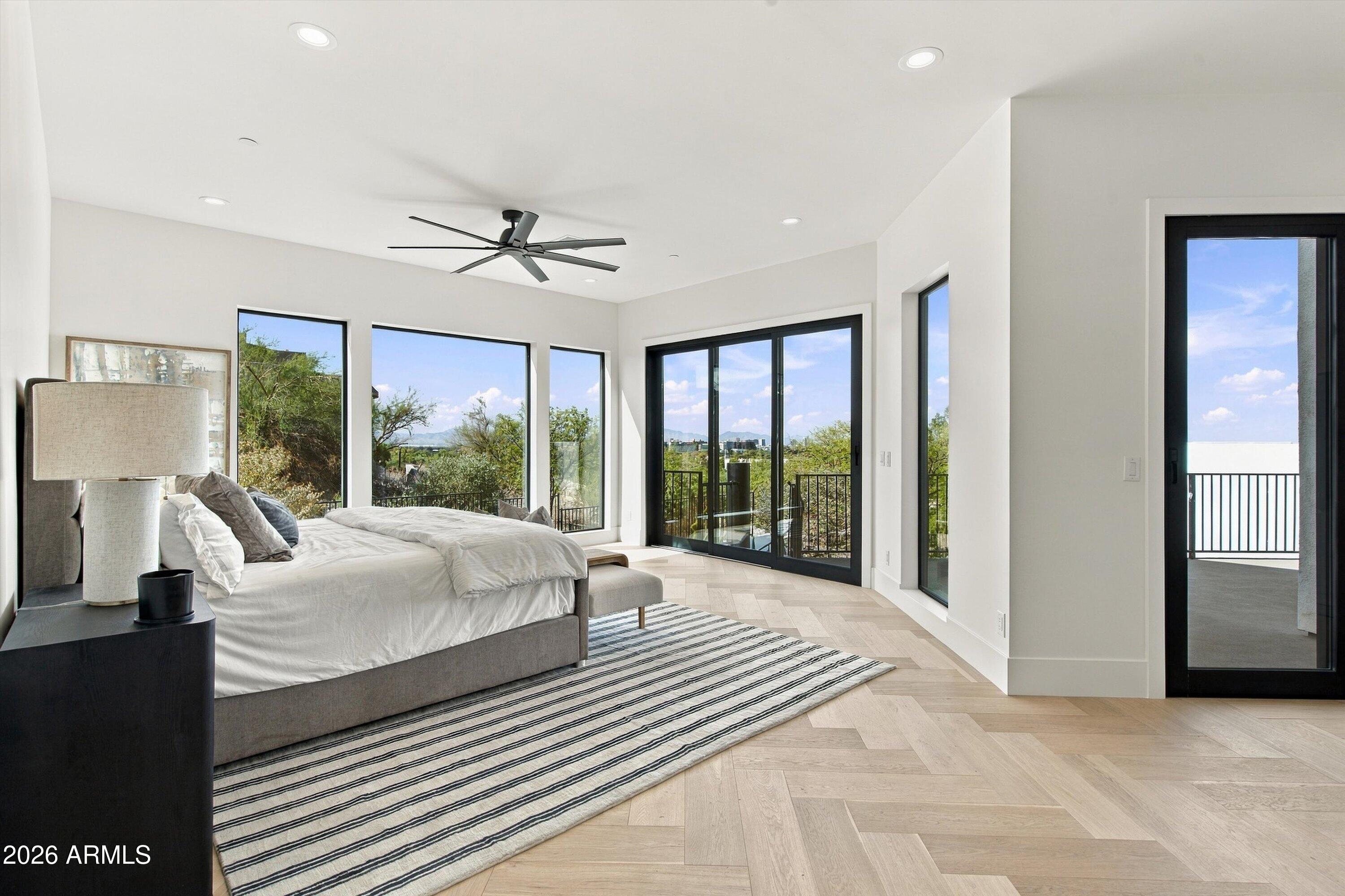 3135 E PALO VERDE Drive