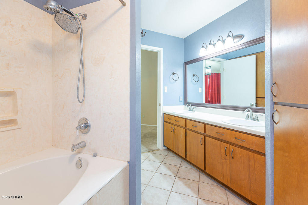 SUMMIT MEADOWS - Residential