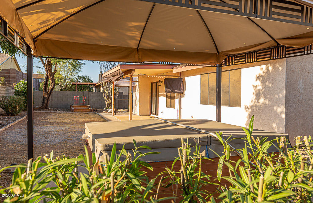 SUMMIT MEADOWS - Residential
