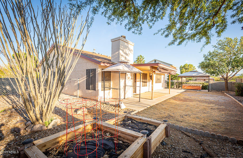 SUMMIT MEADOWS - Residential