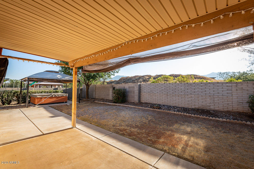 SUMMIT MEADOWS - Residential